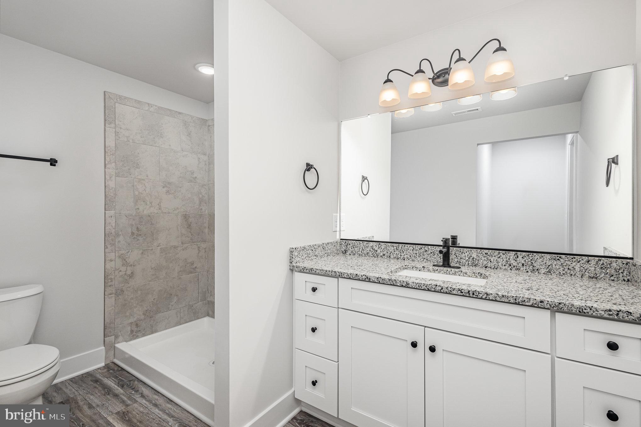 NOAHS LANDING - Residential