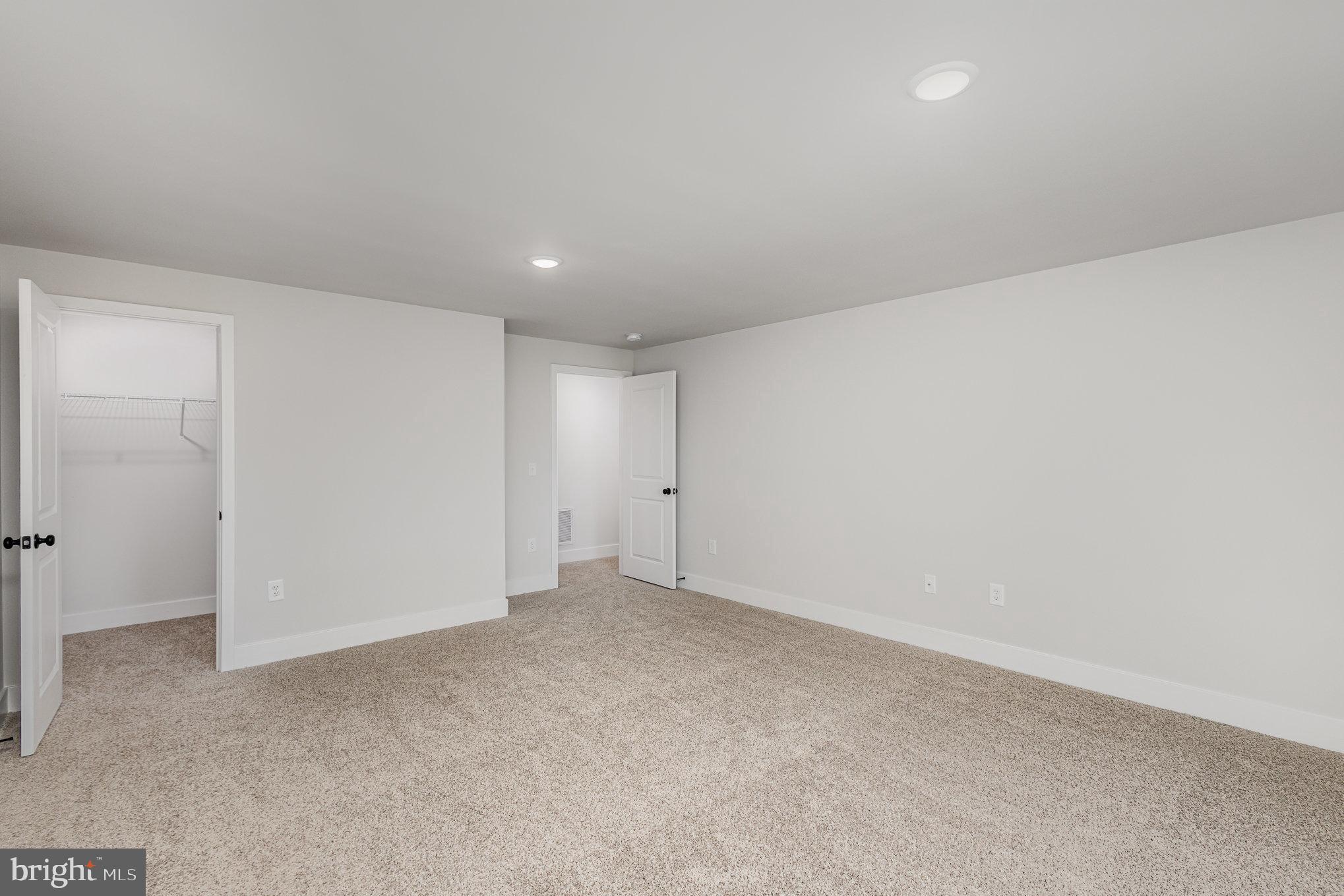 NOAHS LANDING - Residential