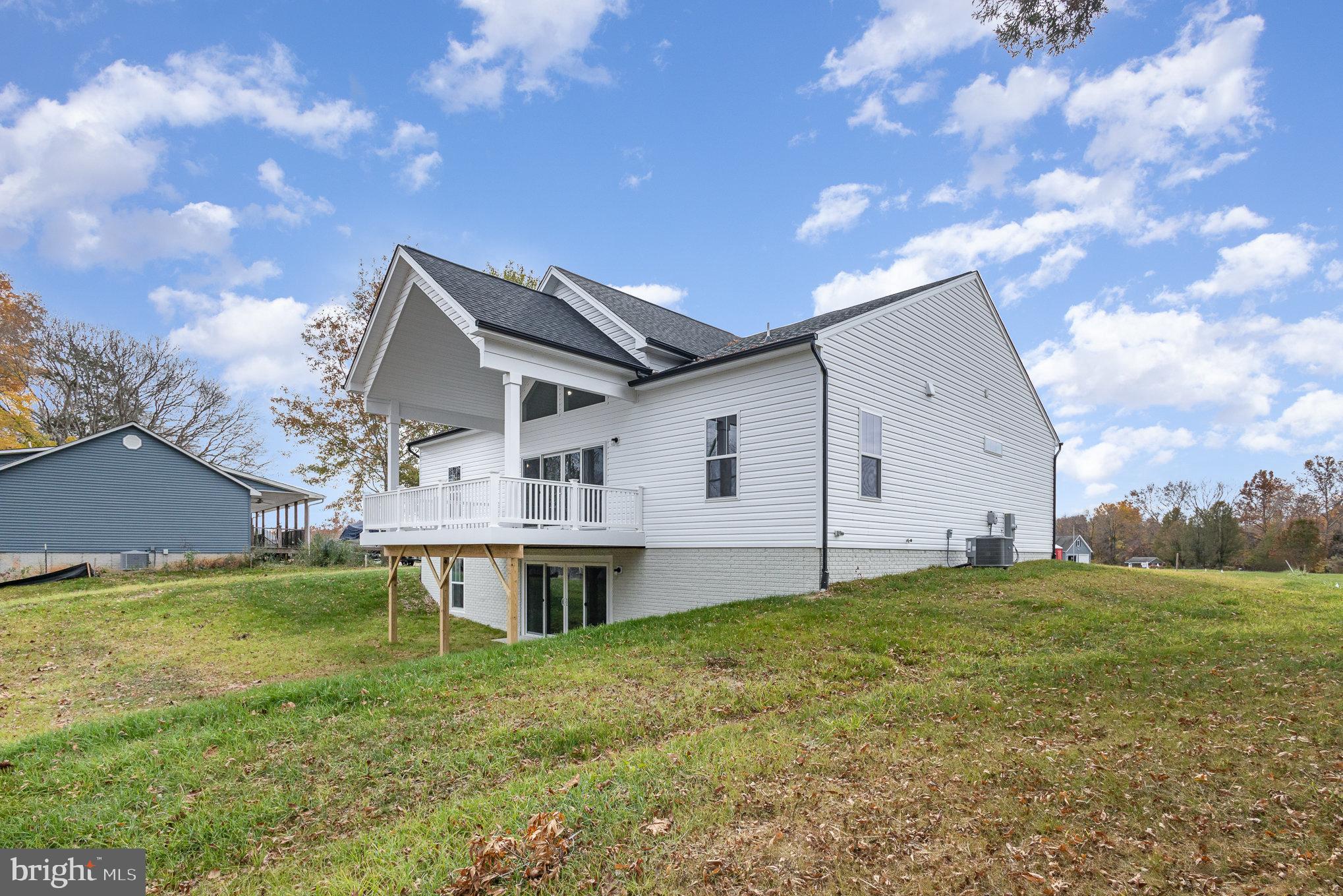 NOAHS LANDING - Residential