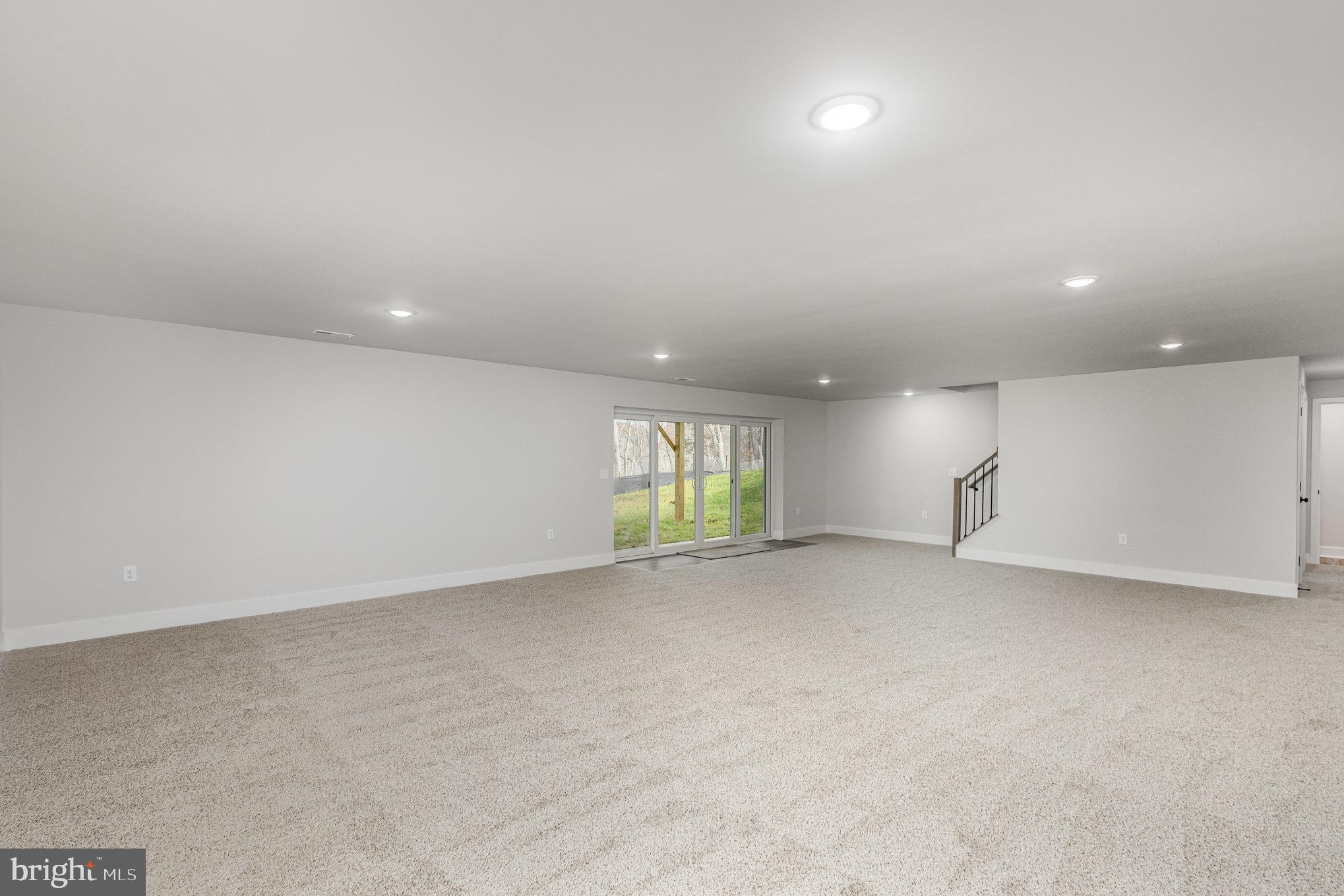 NOAHS LANDING - Residential