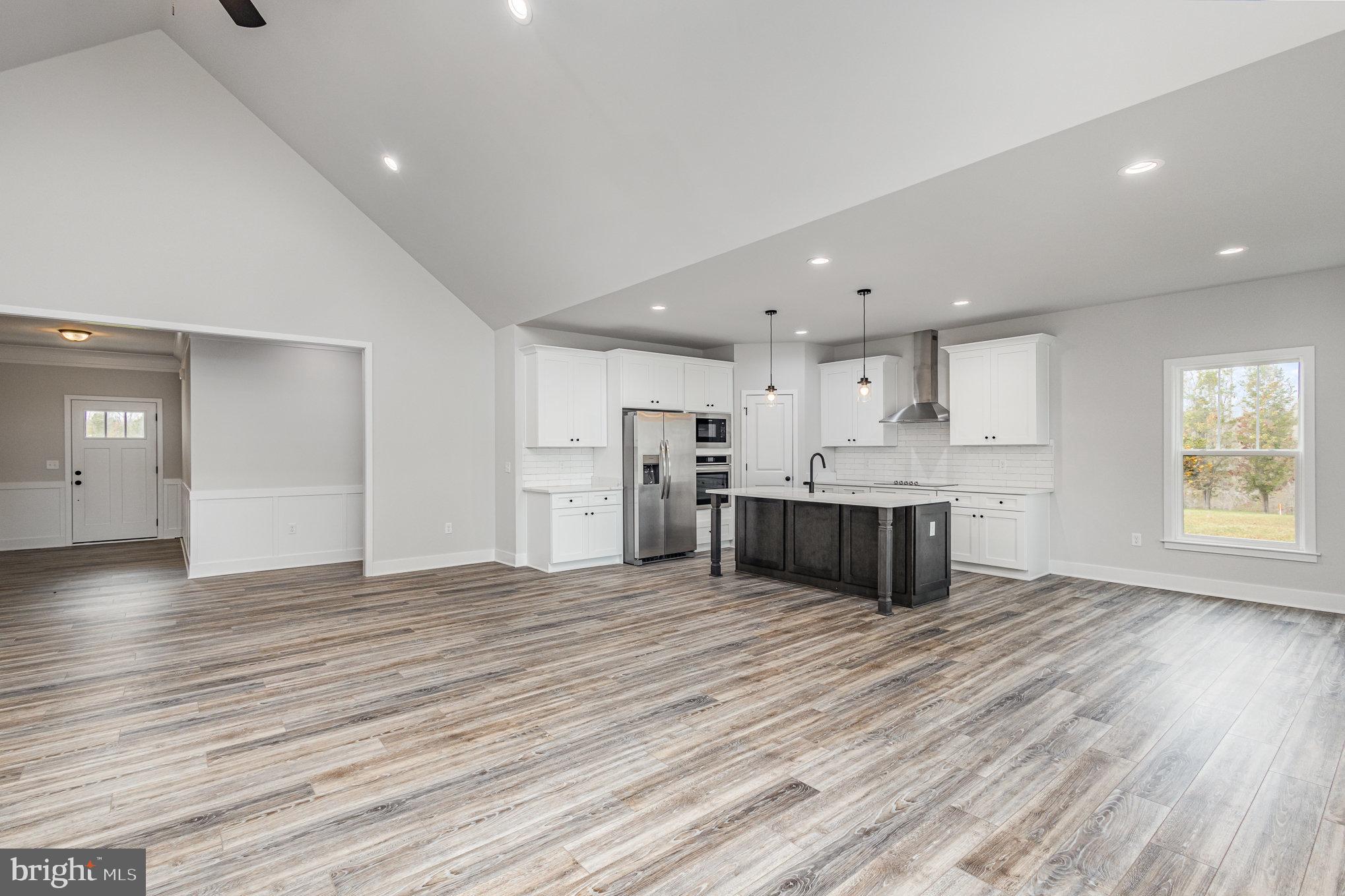 NOAHS LANDING - Residential