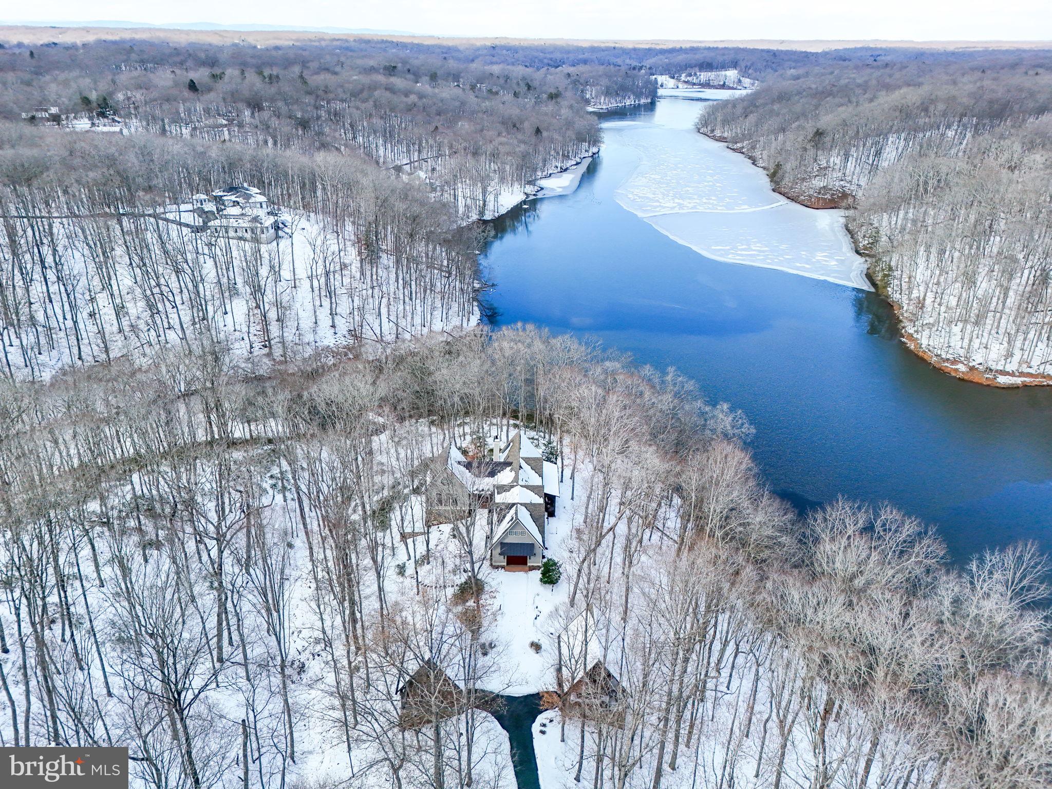 OCCOQUAN OAKS - Residential