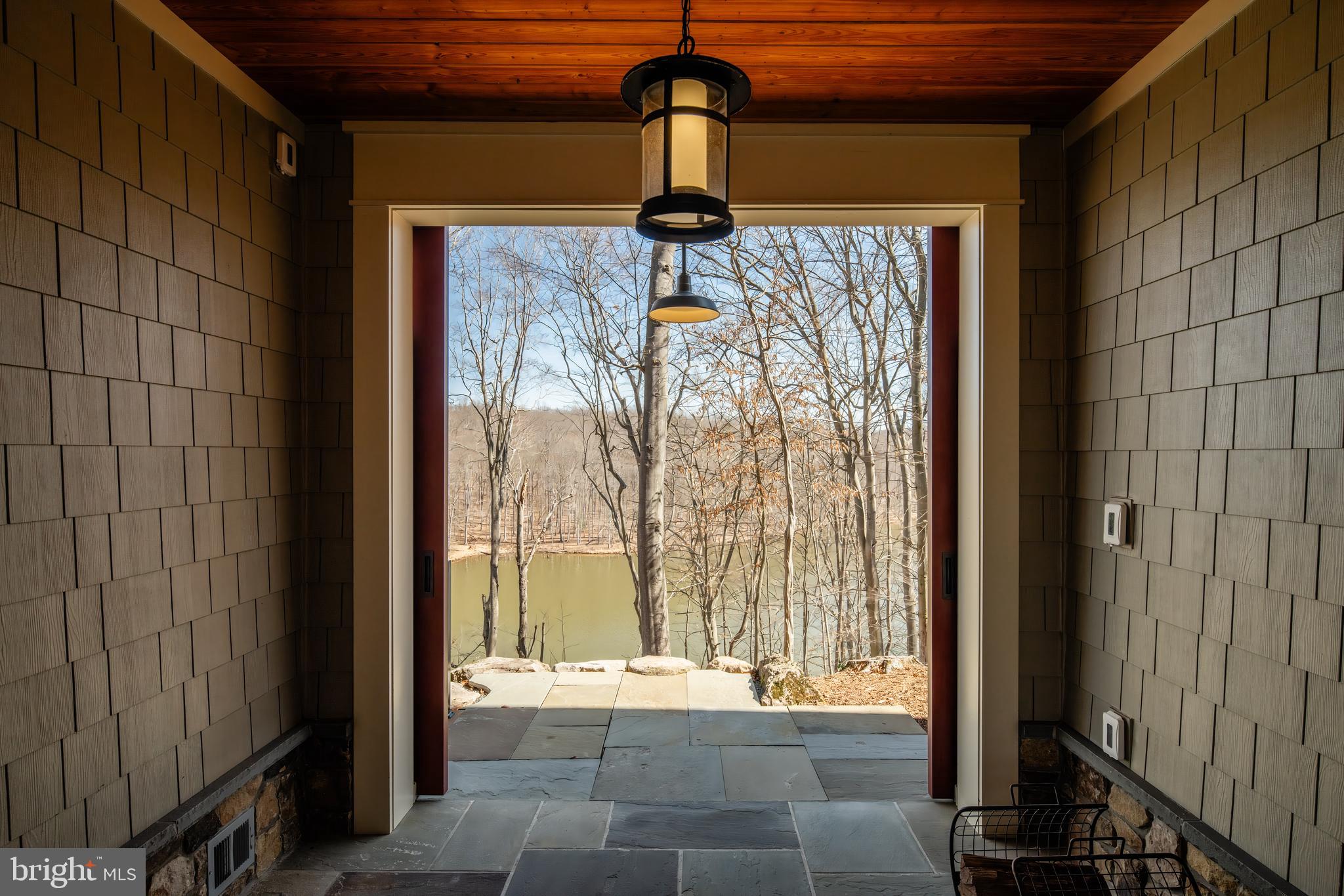 OCCOQUAN OAKS - Residential