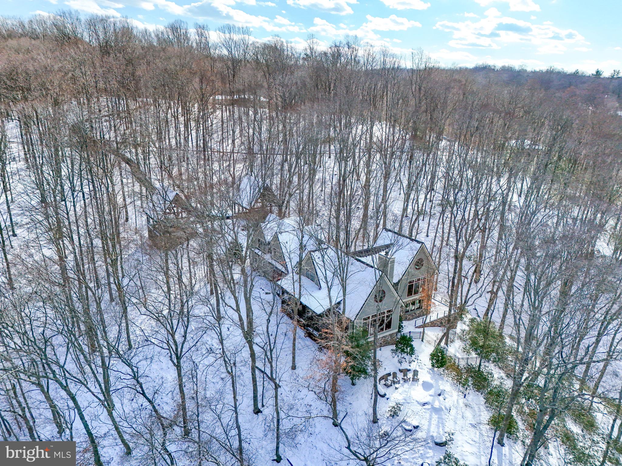 OCCOQUAN OAKS - Residential