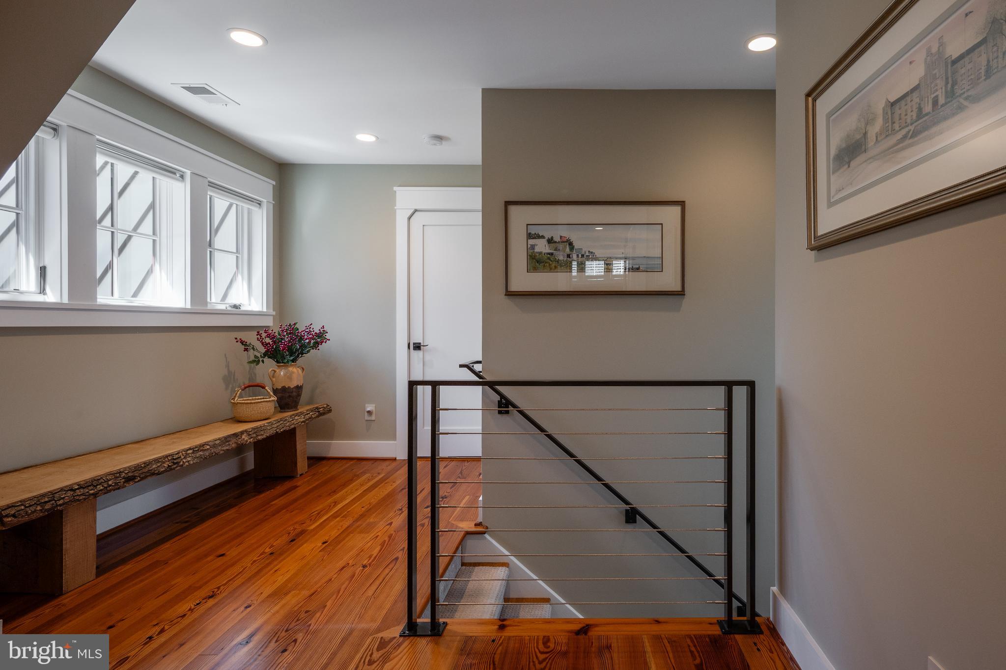 OCCOQUAN OAKS - Residential