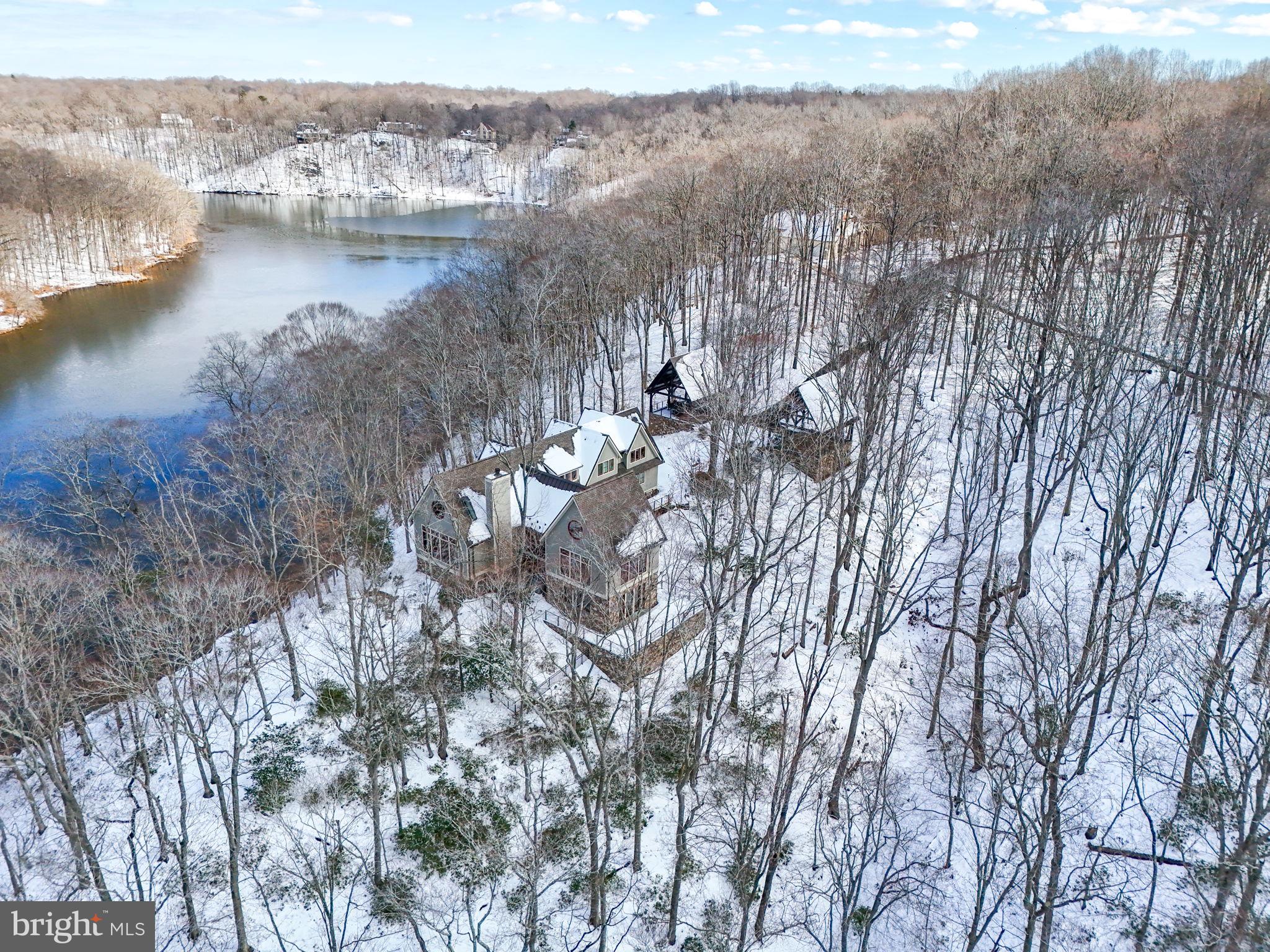 OCCOQUAN OAKS - Residential