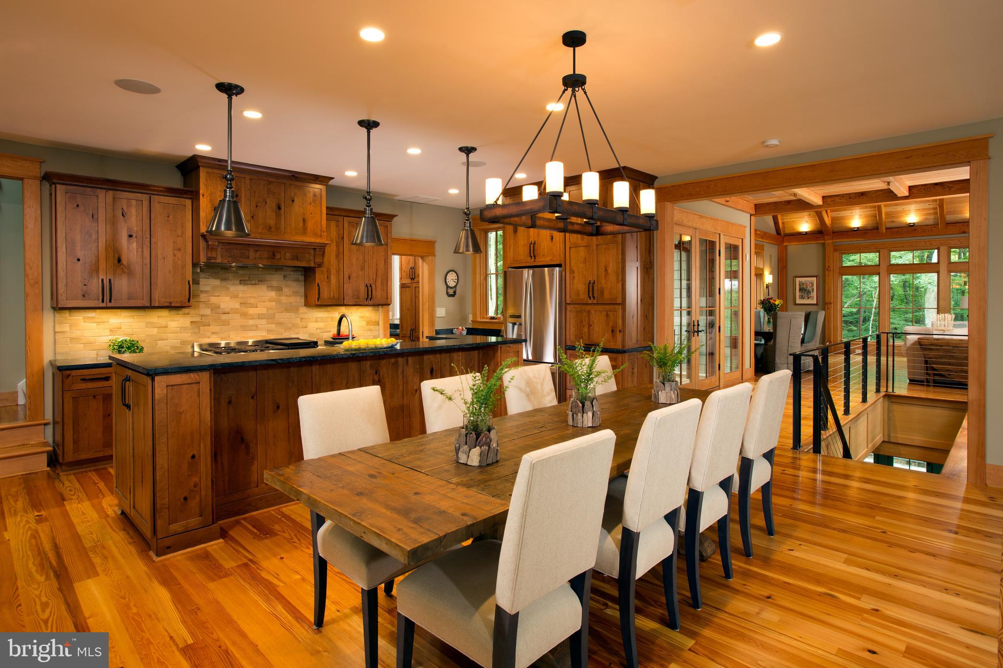 OCCOQUAN OAKS - Residential