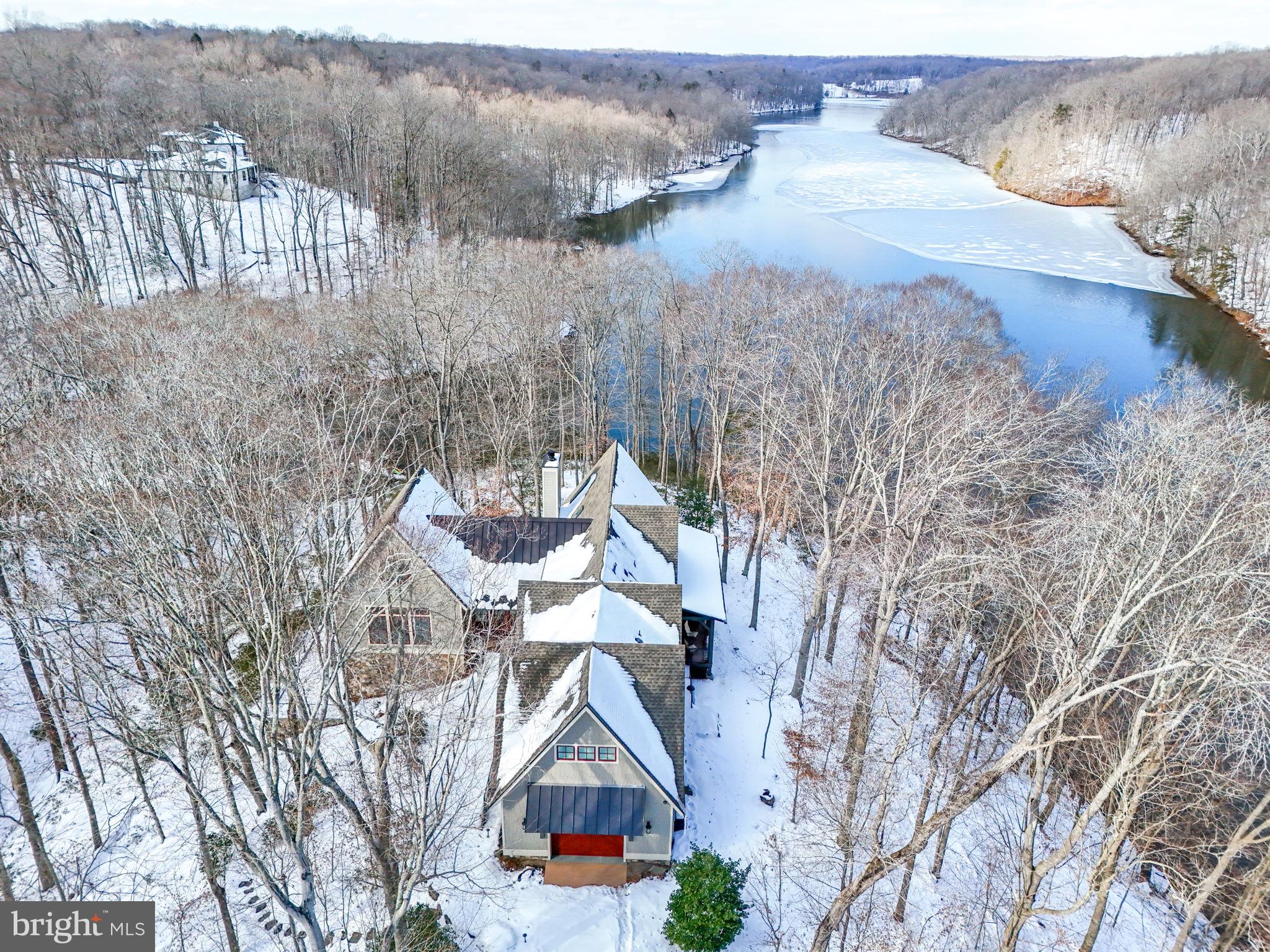 OCCOQUAN OAKS - Residential