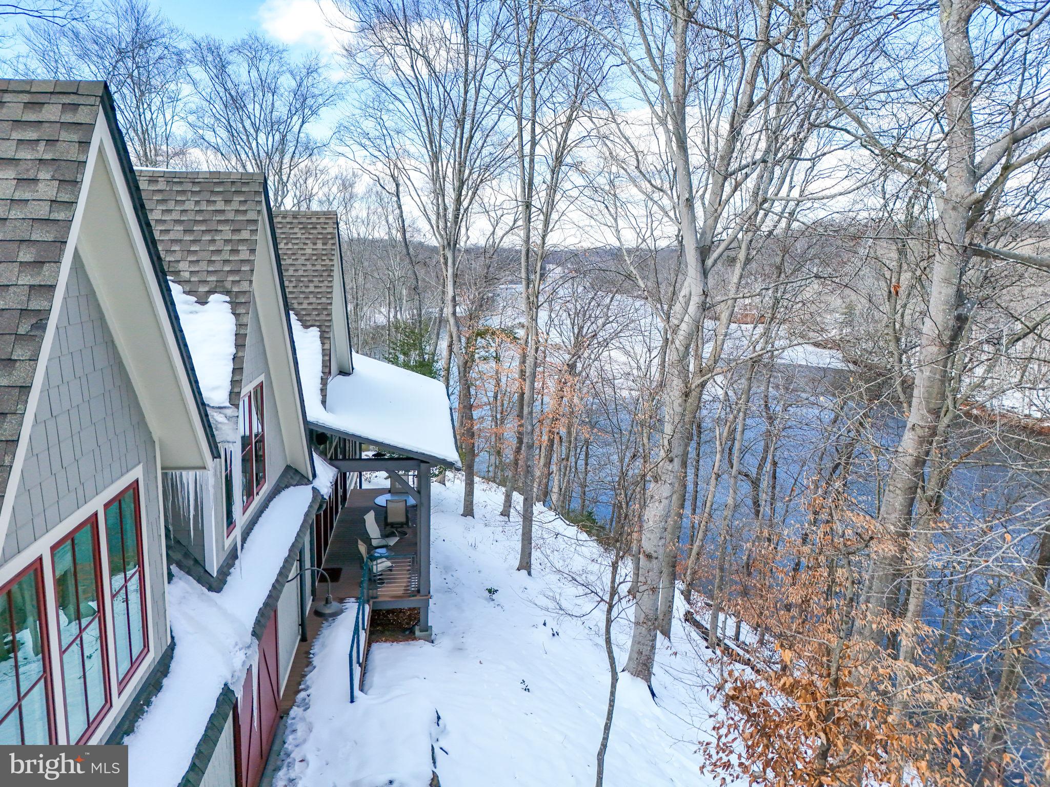 OCCOQUAN OAKS - Residential