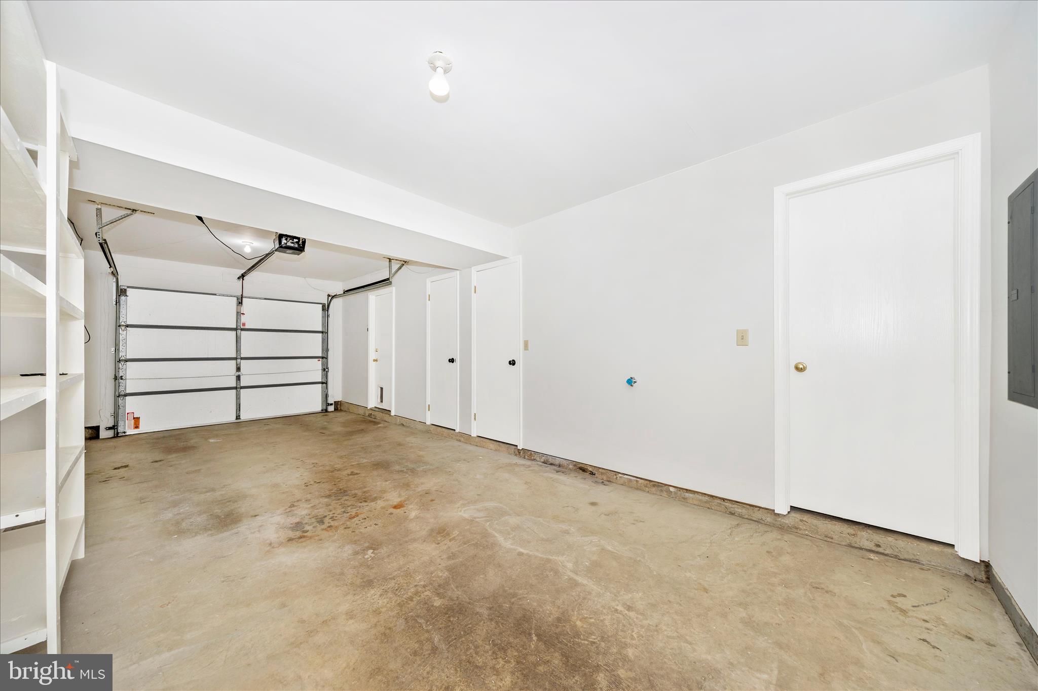 BOLIVAR ESTATES - Residential Lease