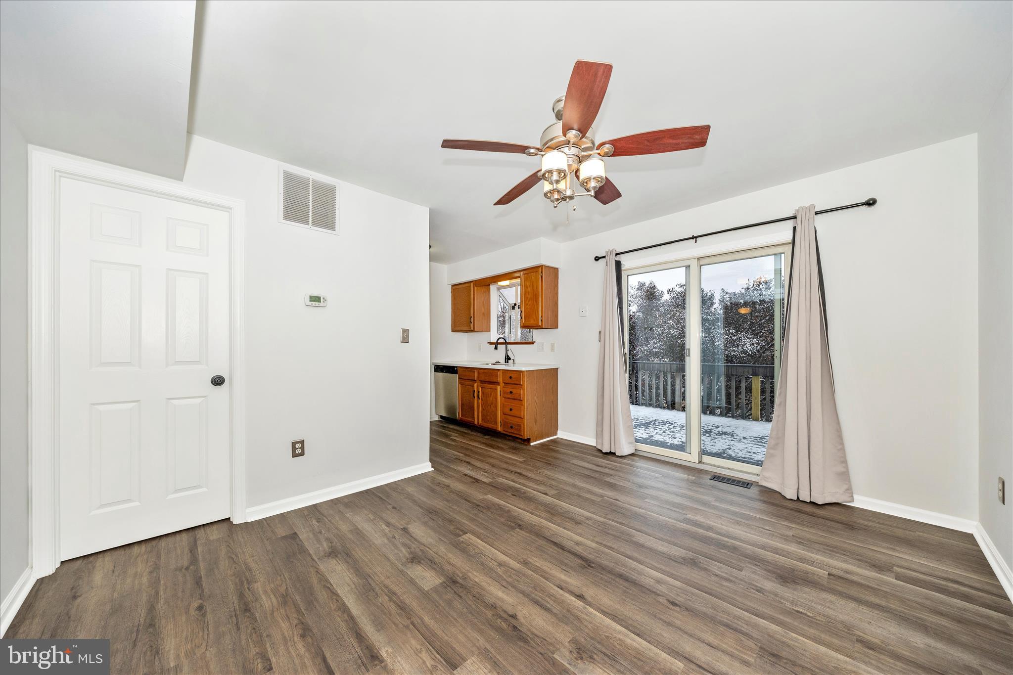 BOLIVAR ESTATES - Residential Lease