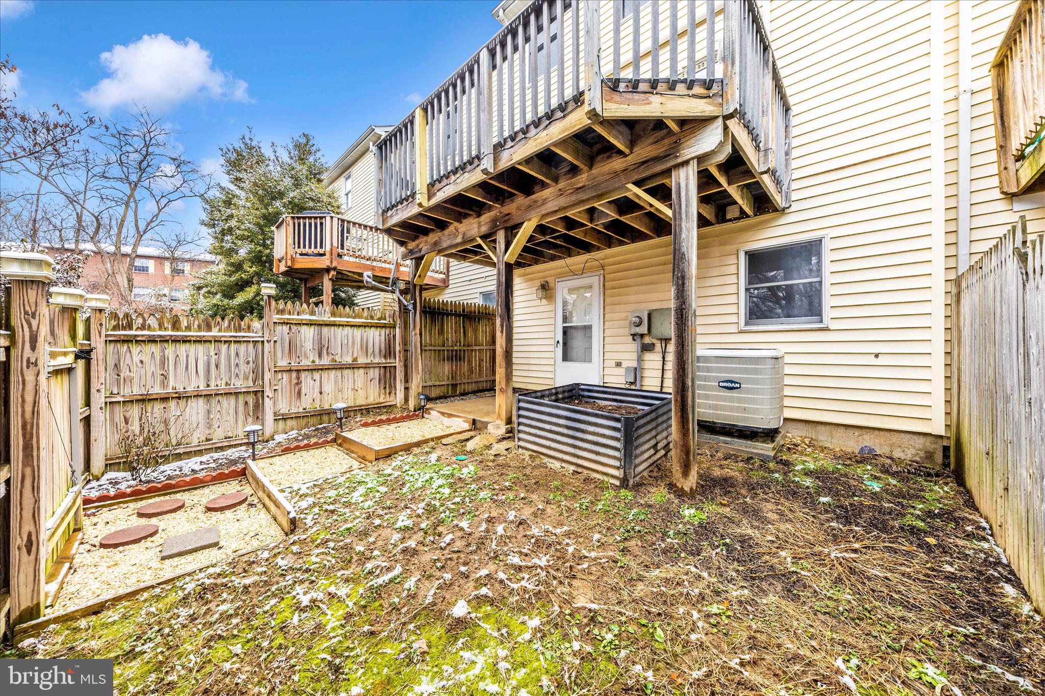 BOLIVAR ESTATES - Residential Lease