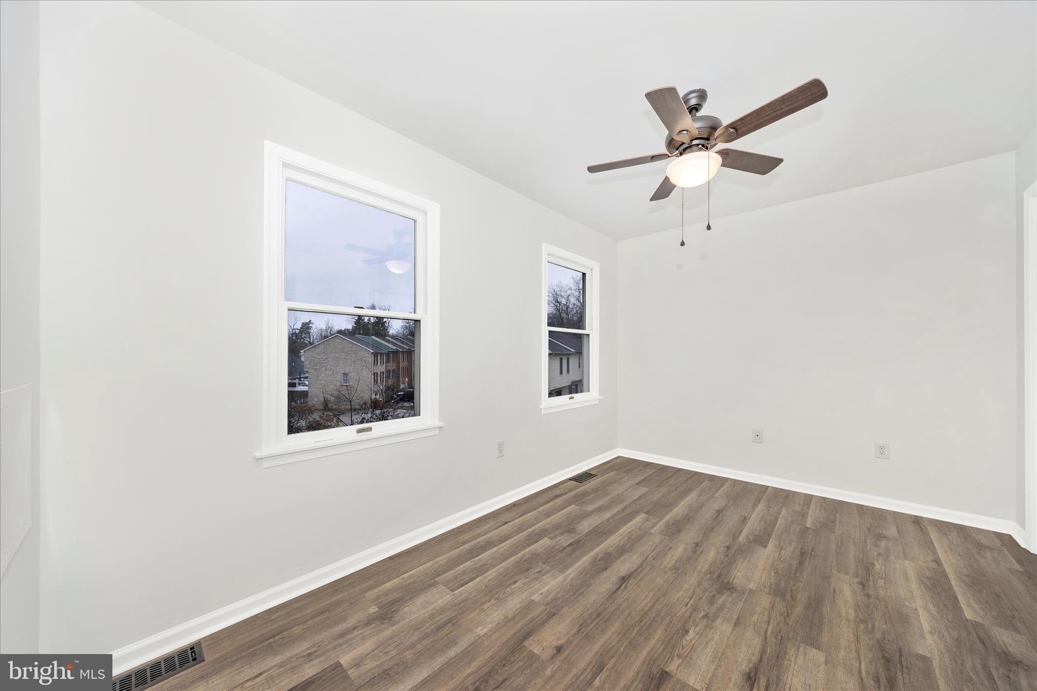 BOLIVAR ESTATES - Residential Lease