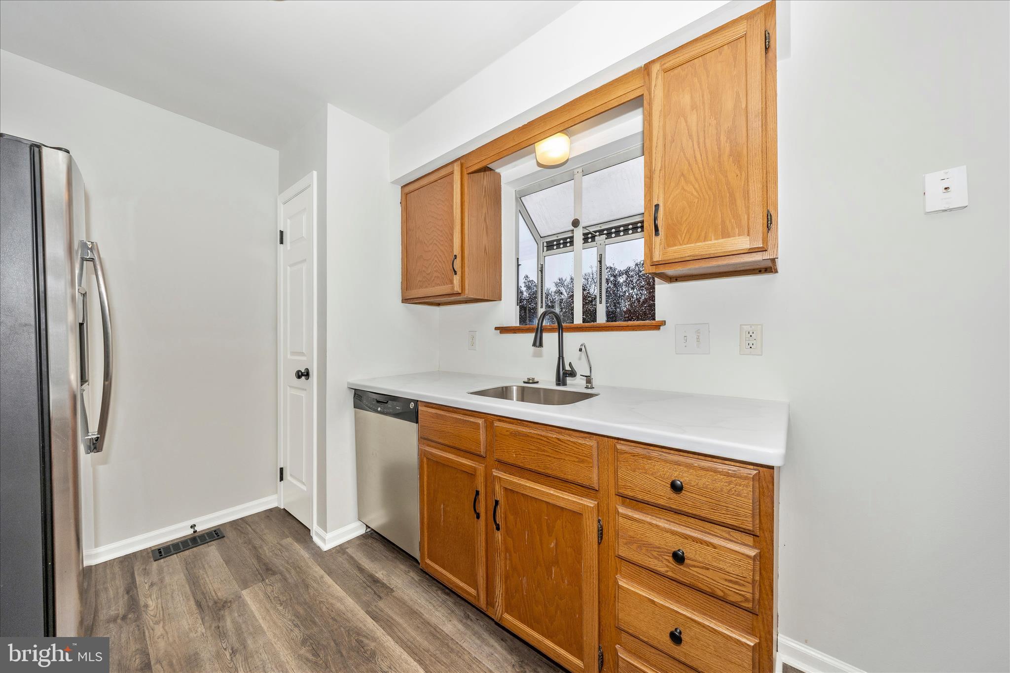 BOLIVAR ESTATES - Residential Lease