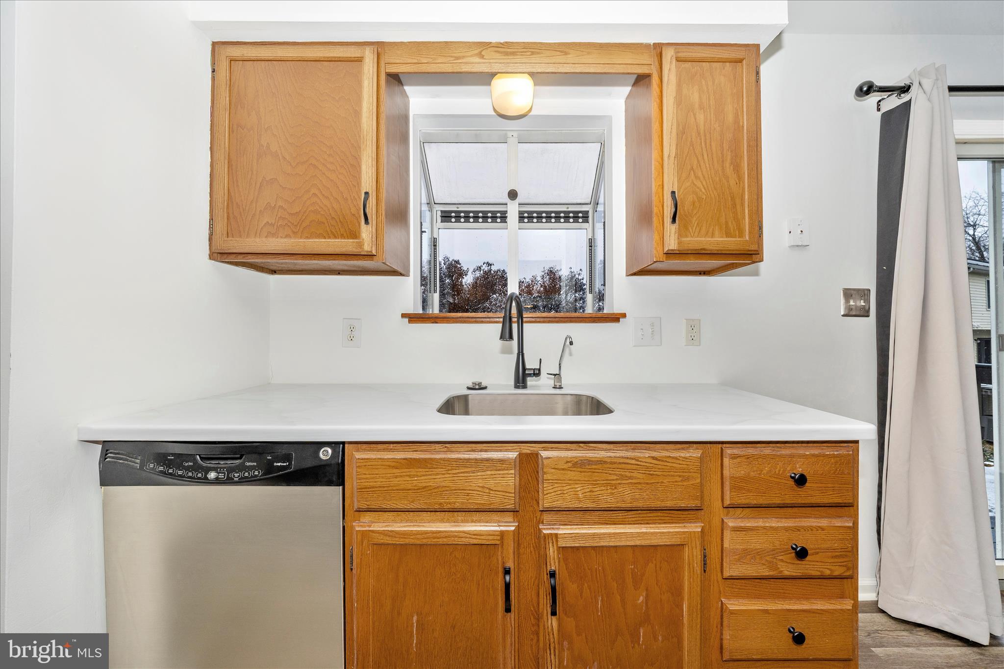 BOLIVAR ESTATES - Residential Lease