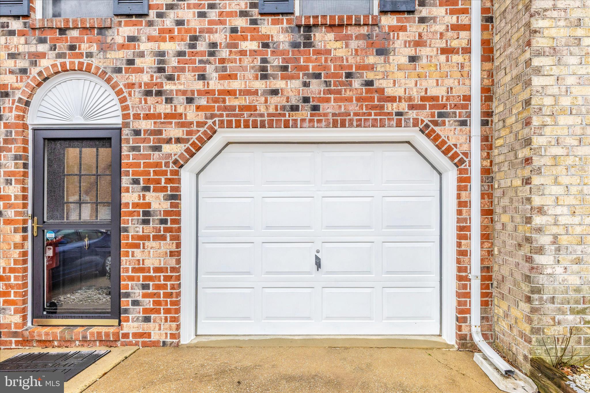 BOLIVAR ESTATES - Residential Lease