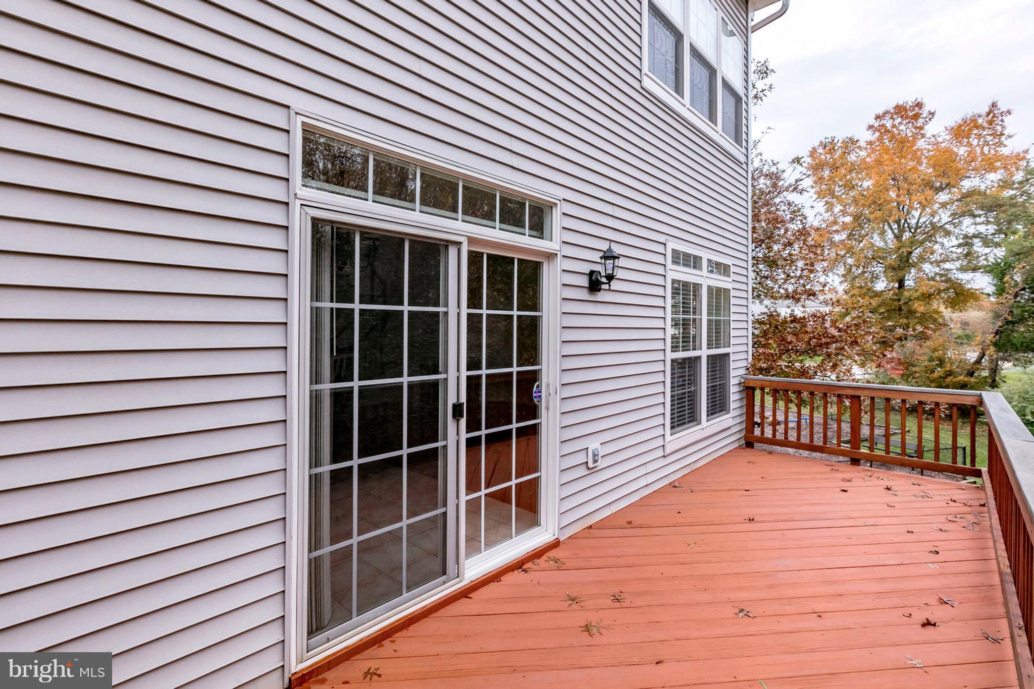 TOWNES OF MANCHESTER WOODS - Residential