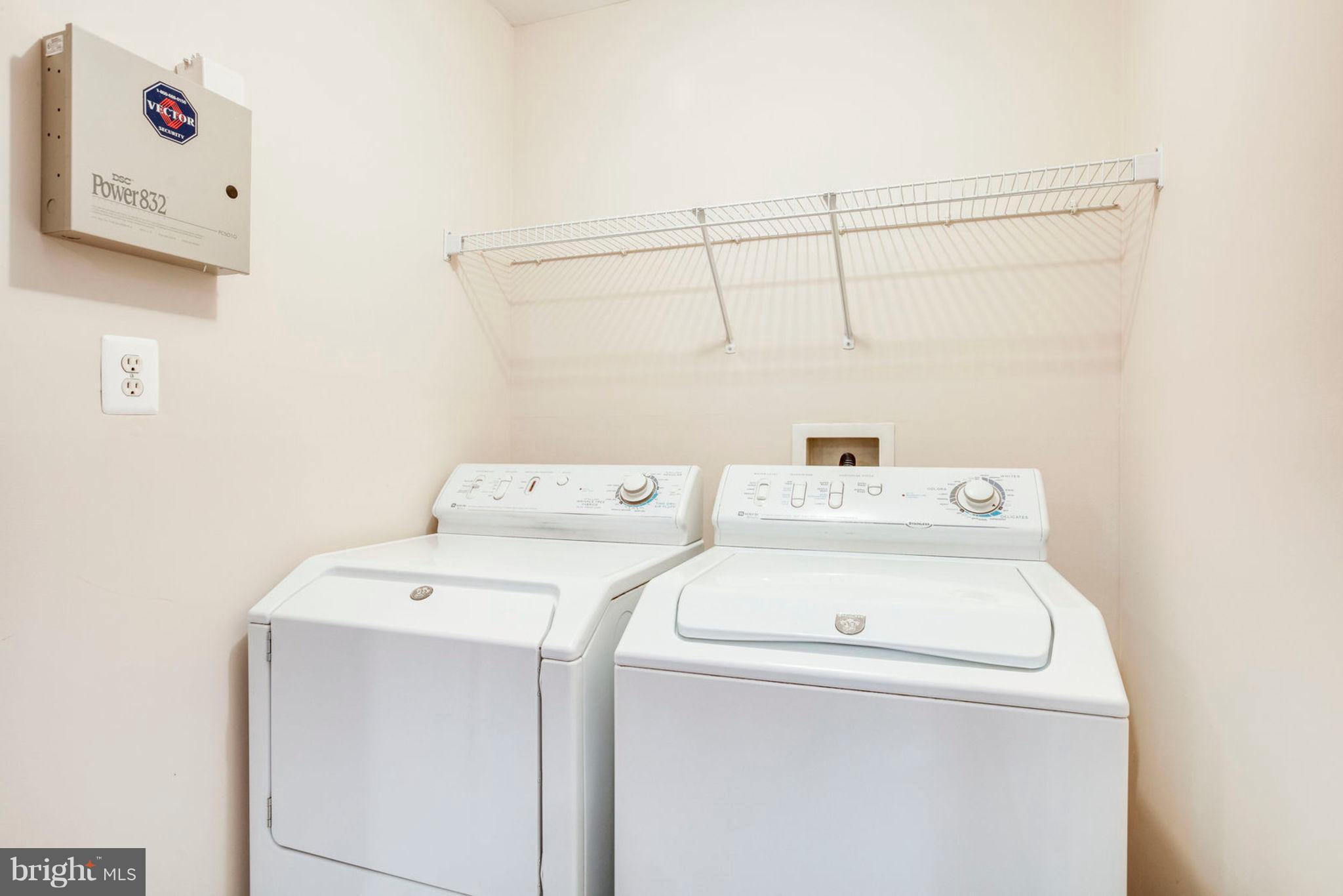 TOWNES OF MANCHESTER WOODS - Residential