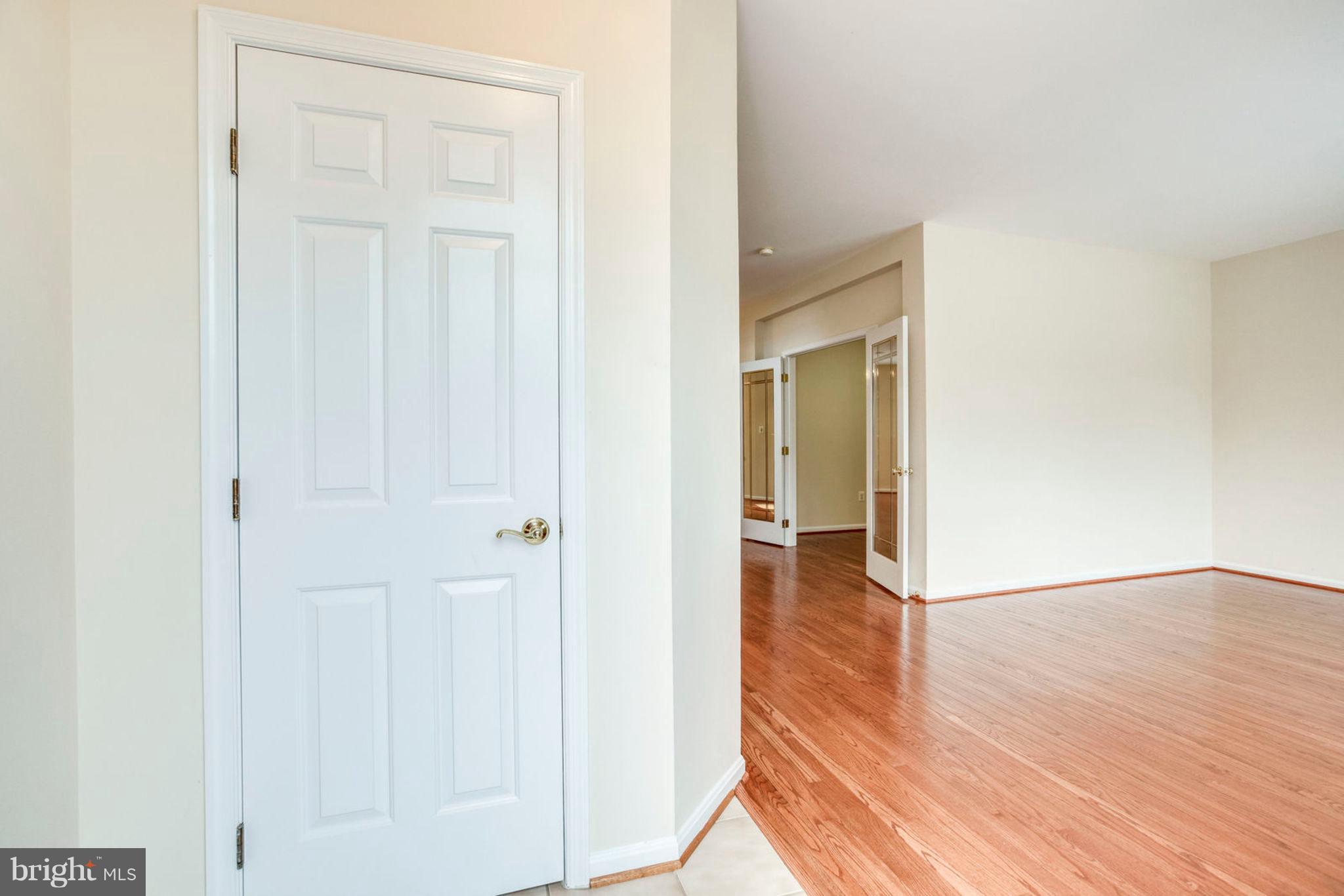 TOWNES OF MANCHESTER WOODS - Residential