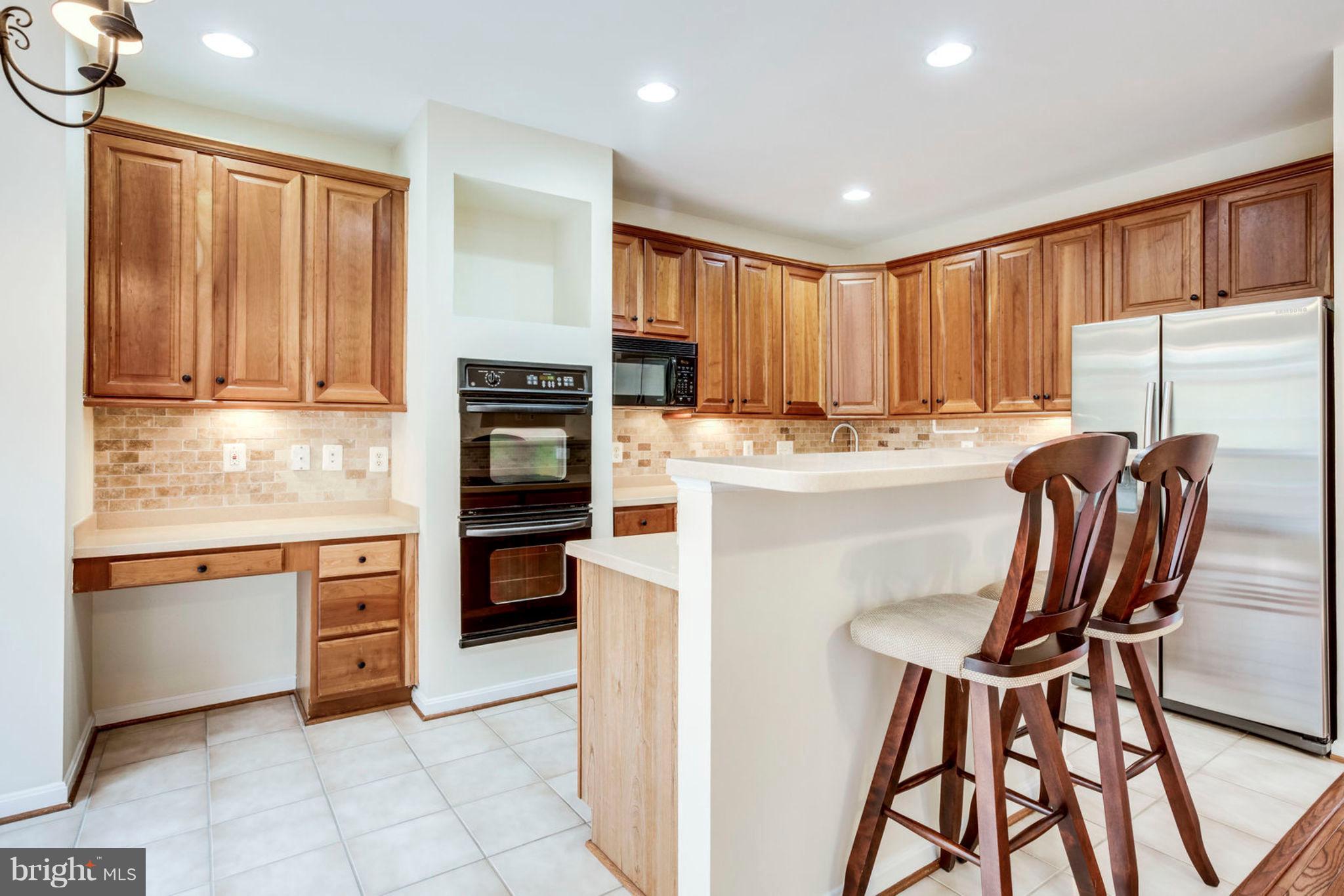 TOWNES OF MANCHESTER WOODS - Residential