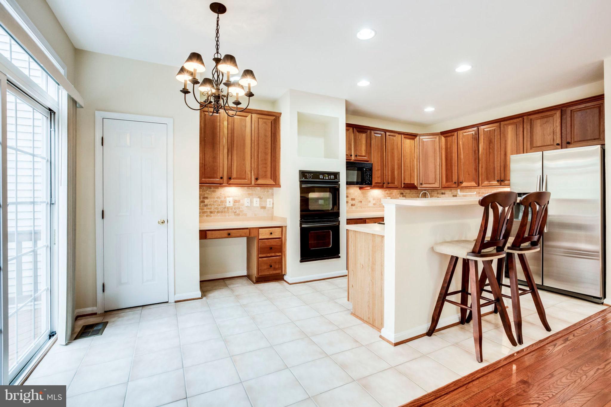 TOWNES OF MANCHESTER WOODS - Residential