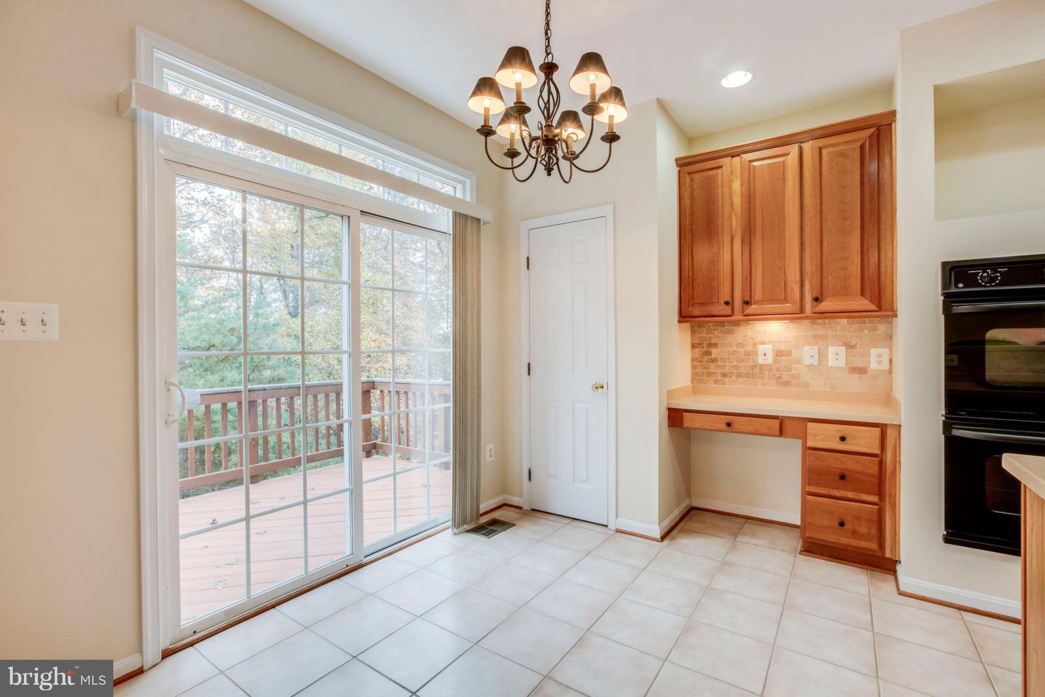 TOWNES OF MANCHESTER WOODS - Residential