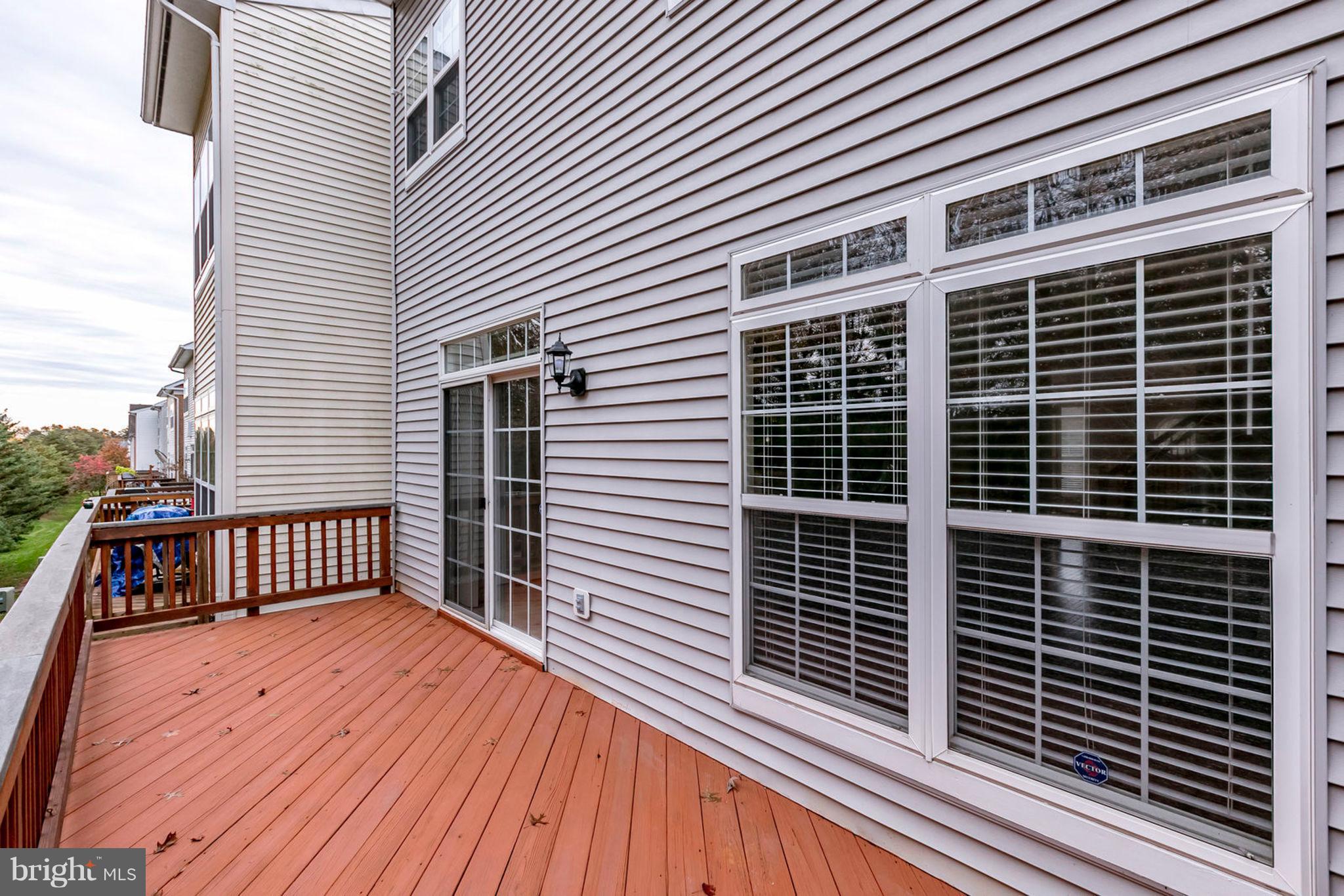 TOWNES OF MANCHESTER WOODS - Residential