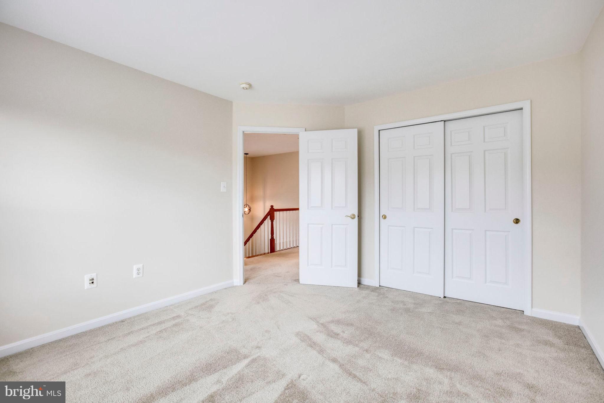 TOWNES OF MANCHESTER WOODS - Residential