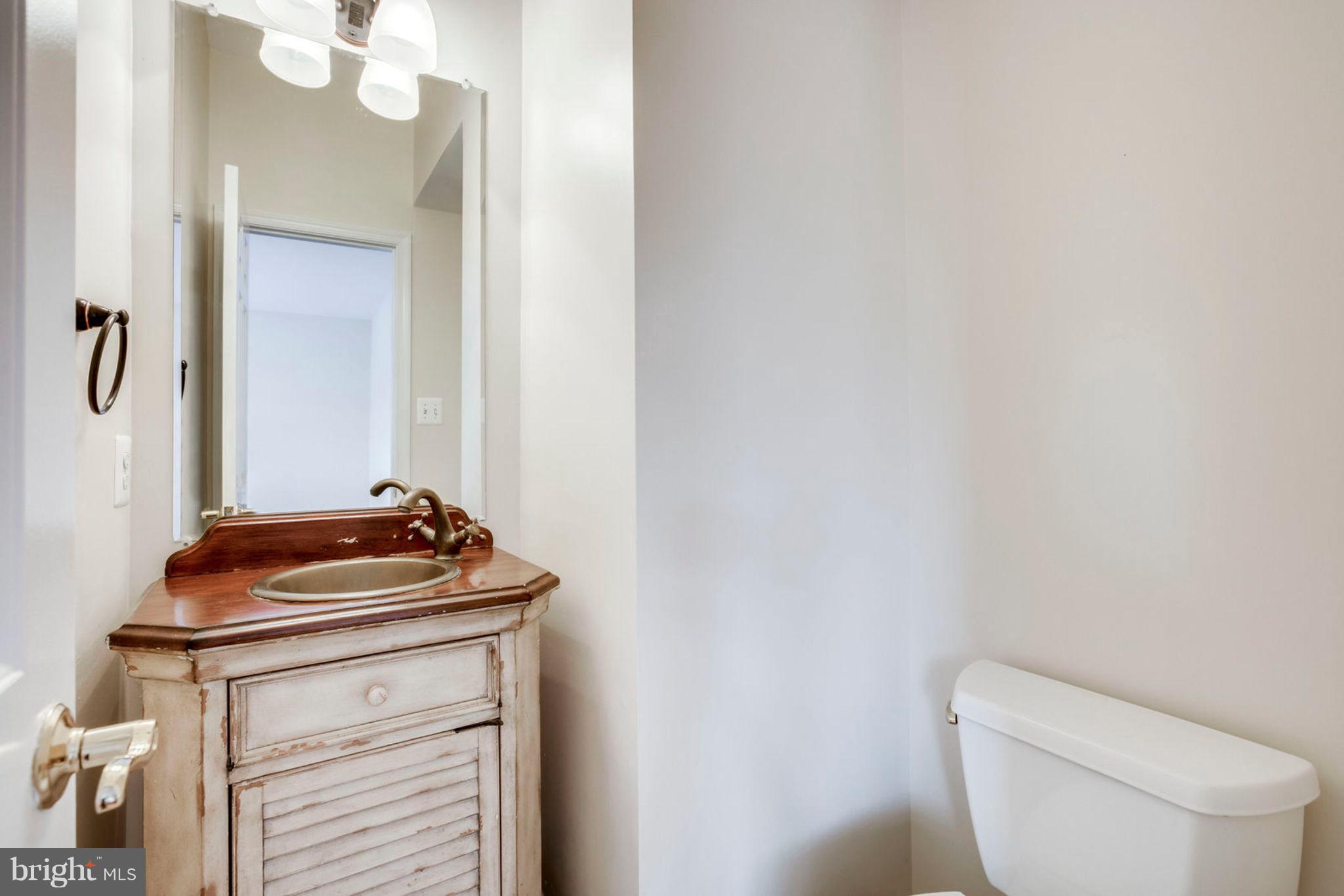 TOWNES OF MANCHESTER WOODS - Residential