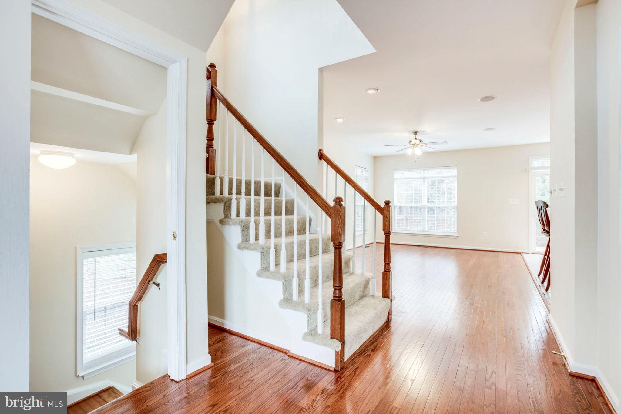 TOWNES OF MANCHESTER WOODS - Residential