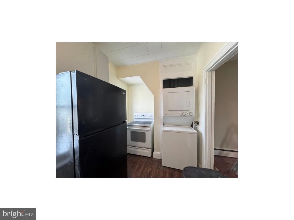 659 N CHARLOTTE STREET 1ST FLOOR