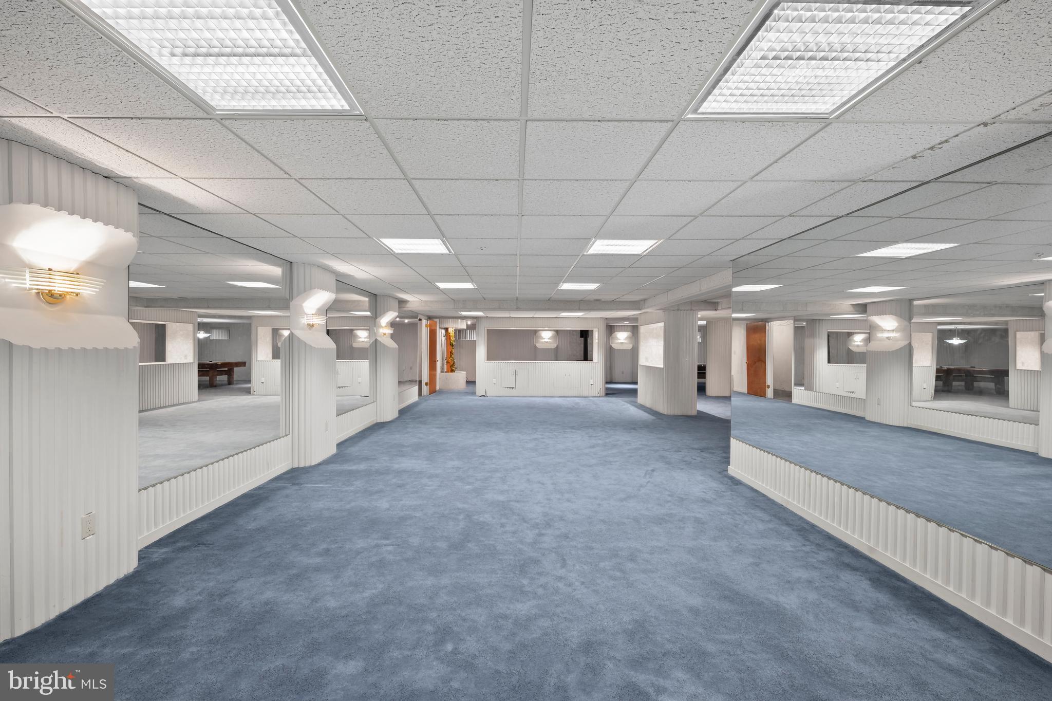 ROBIN HOOD - Residential