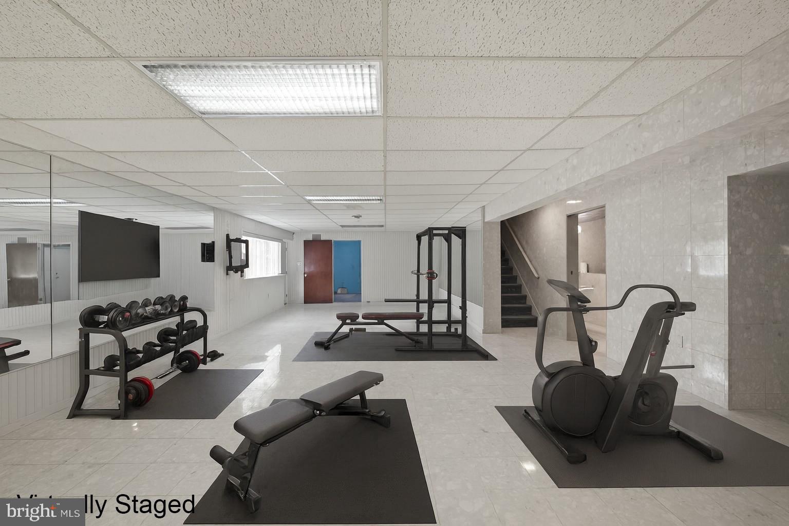 ROBIN HOOD - Residential