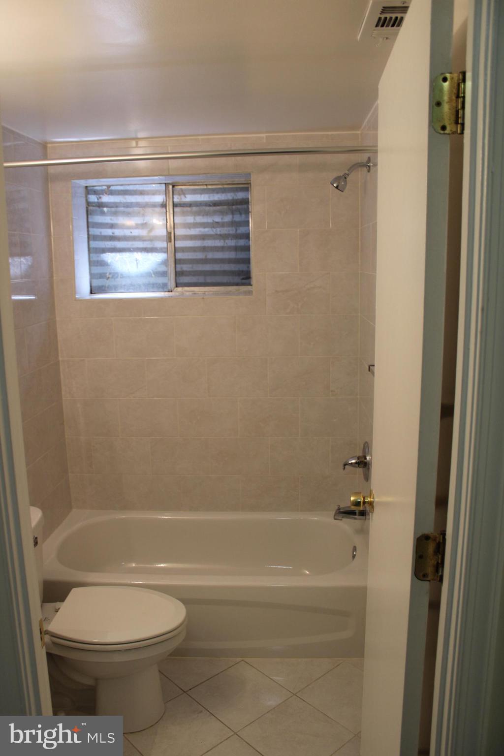 FRENCHMANS CREEK - Residential