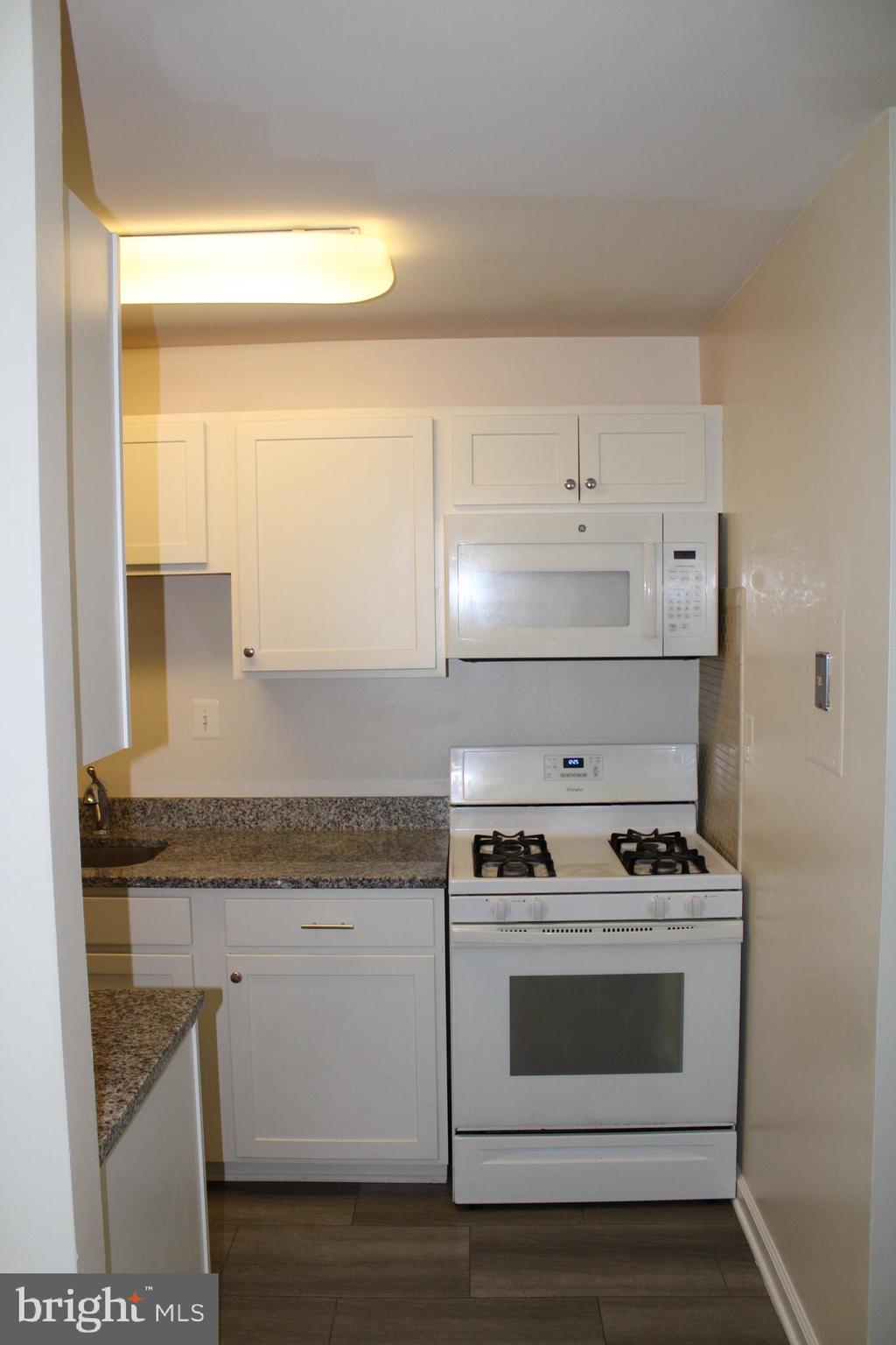 FRENCHMANS CREEK - Residential