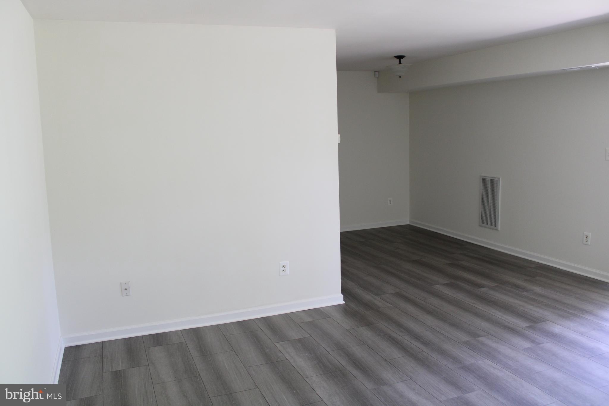 FRENCHMANS CREEK - Residential