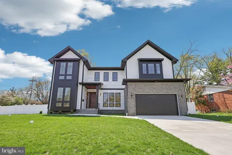 1009 Hillcrest Drive SW, Vienna, VA 22180 - MLS#: VAFX2207472