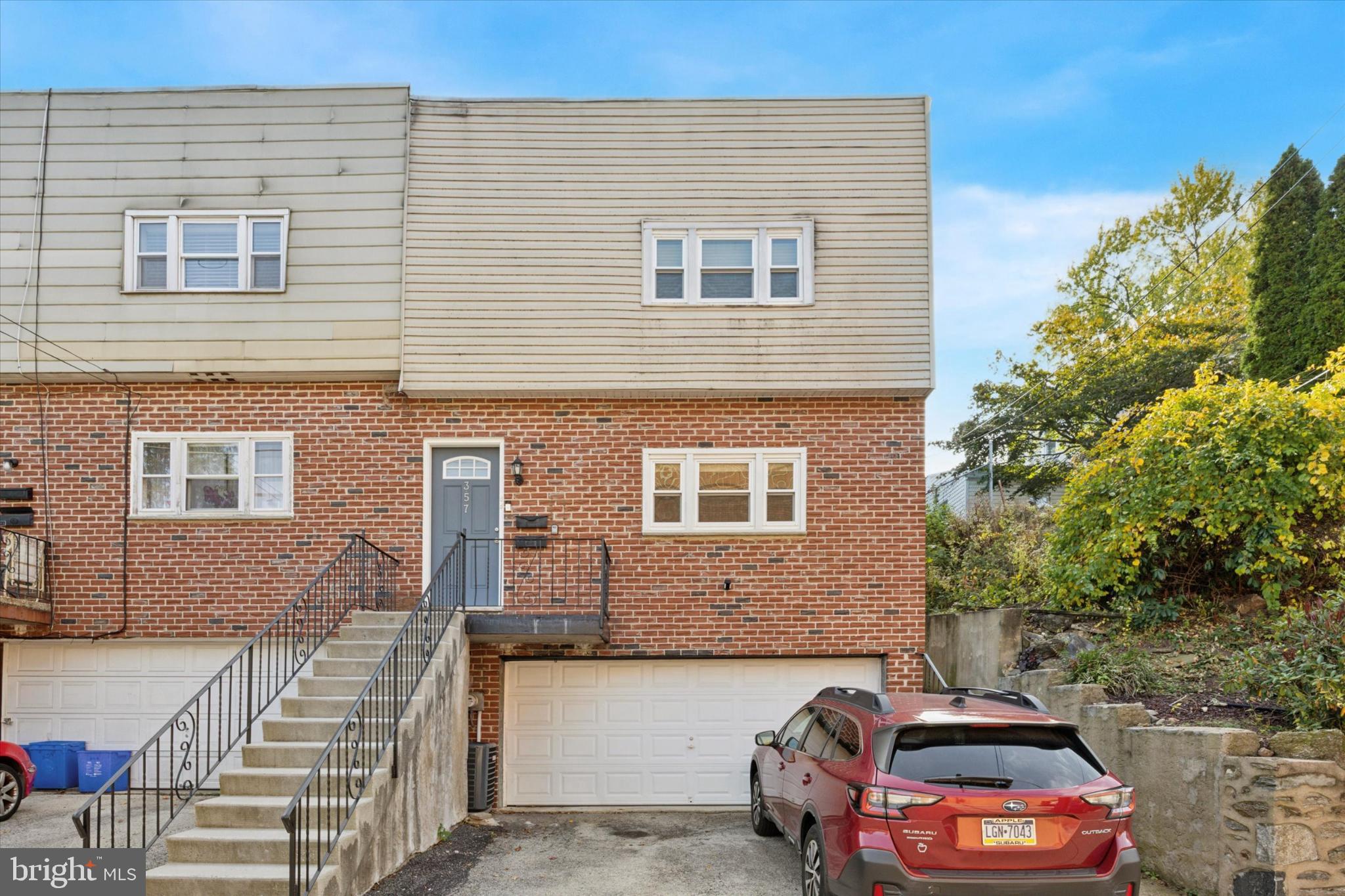 ROXBOROUGH - Residential Lease