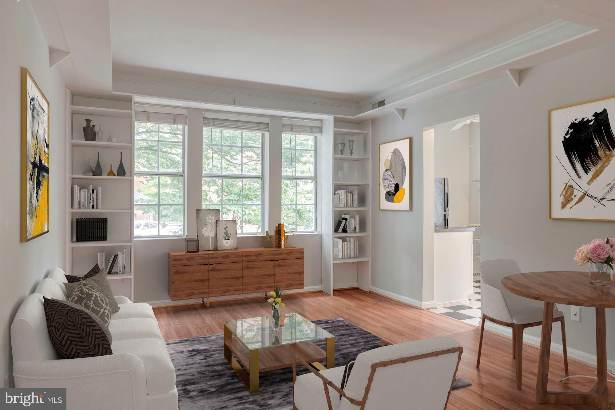 COLONIAL VILLAGE - Residential