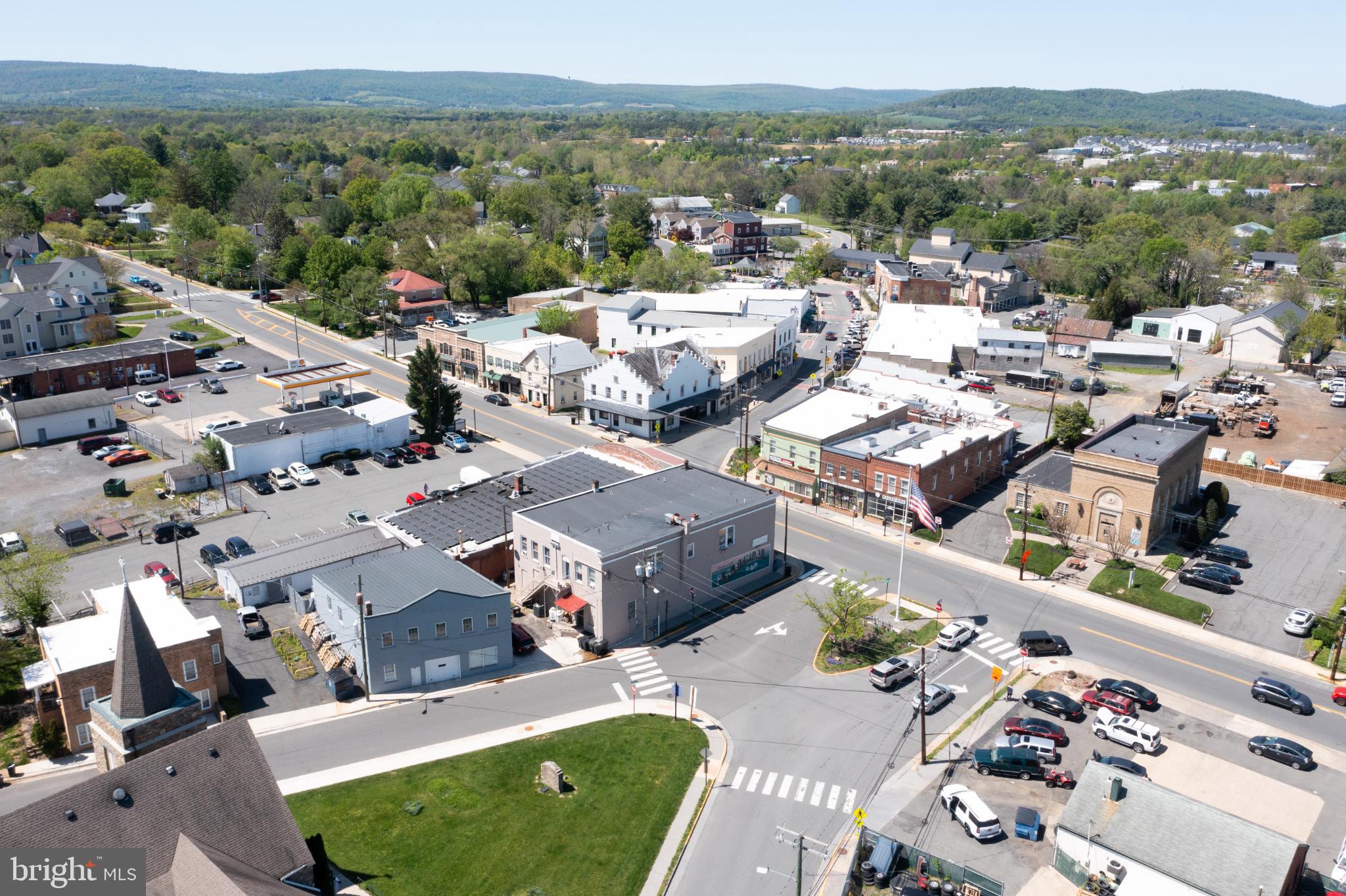 TOWN OF PURCELLVILLE - Residential