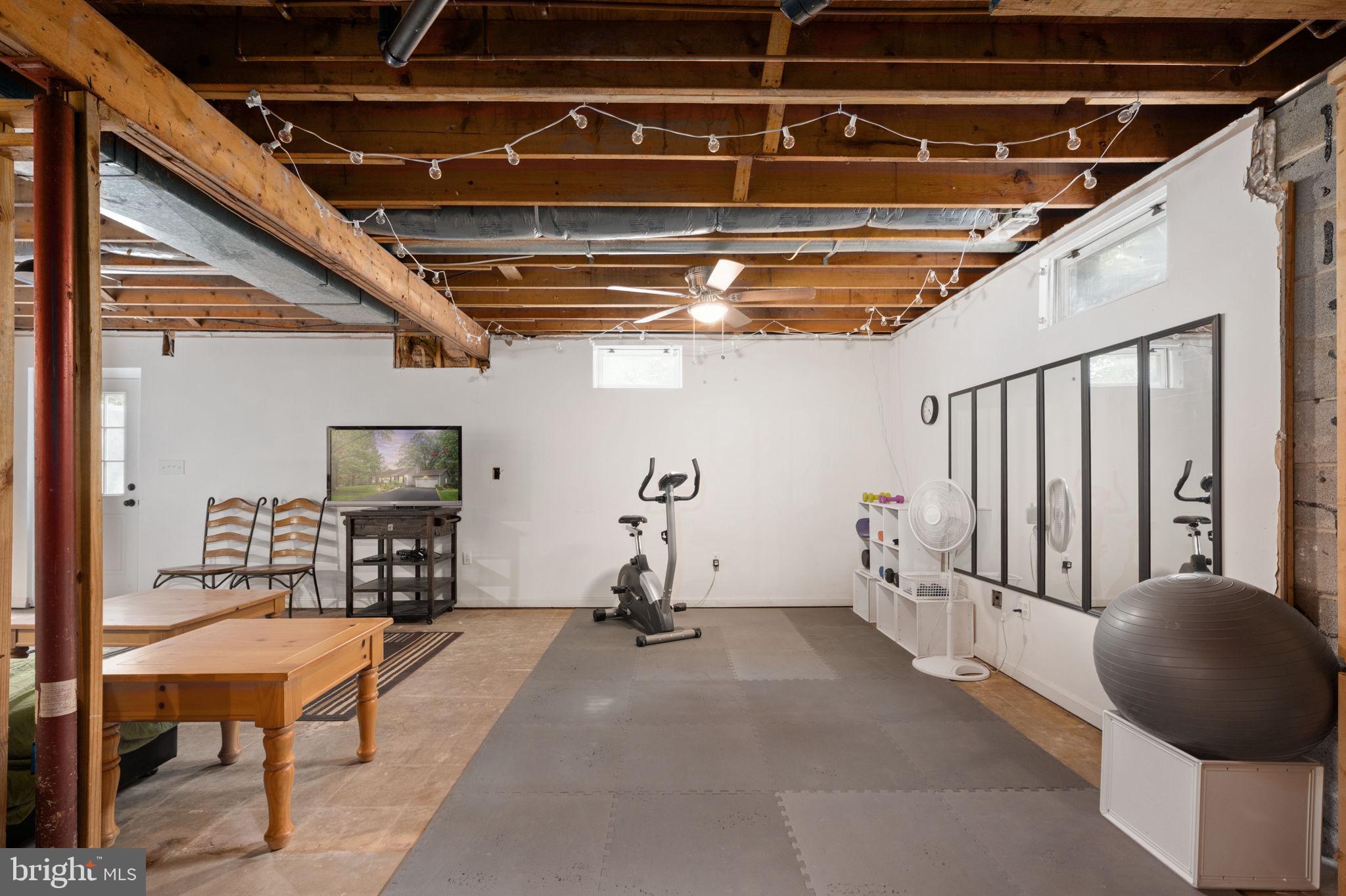 ROCK SPRINGS - Residential