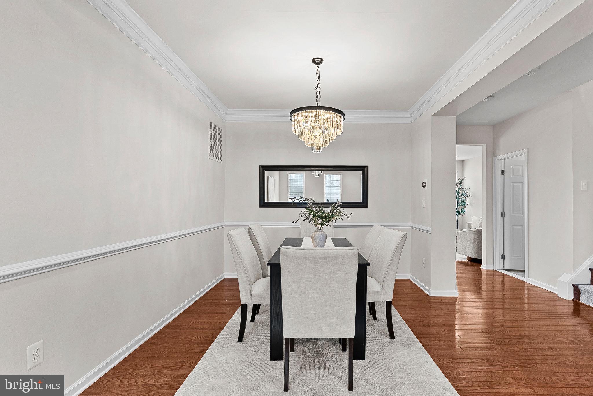 SOUTH RIDING - Residential