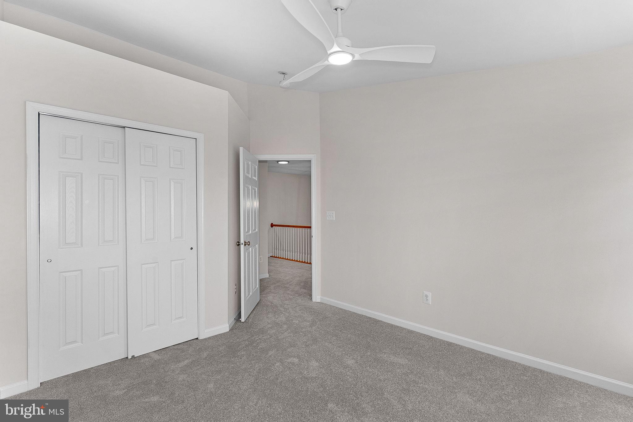 SOUTH RIDING - Residential