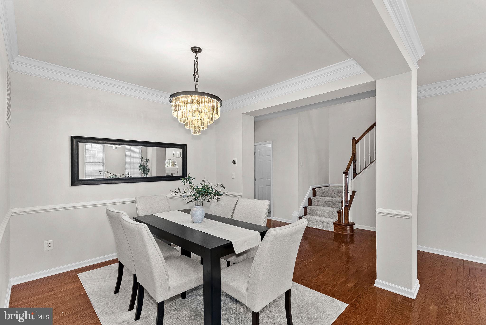 SOUTH RIDING - Residential