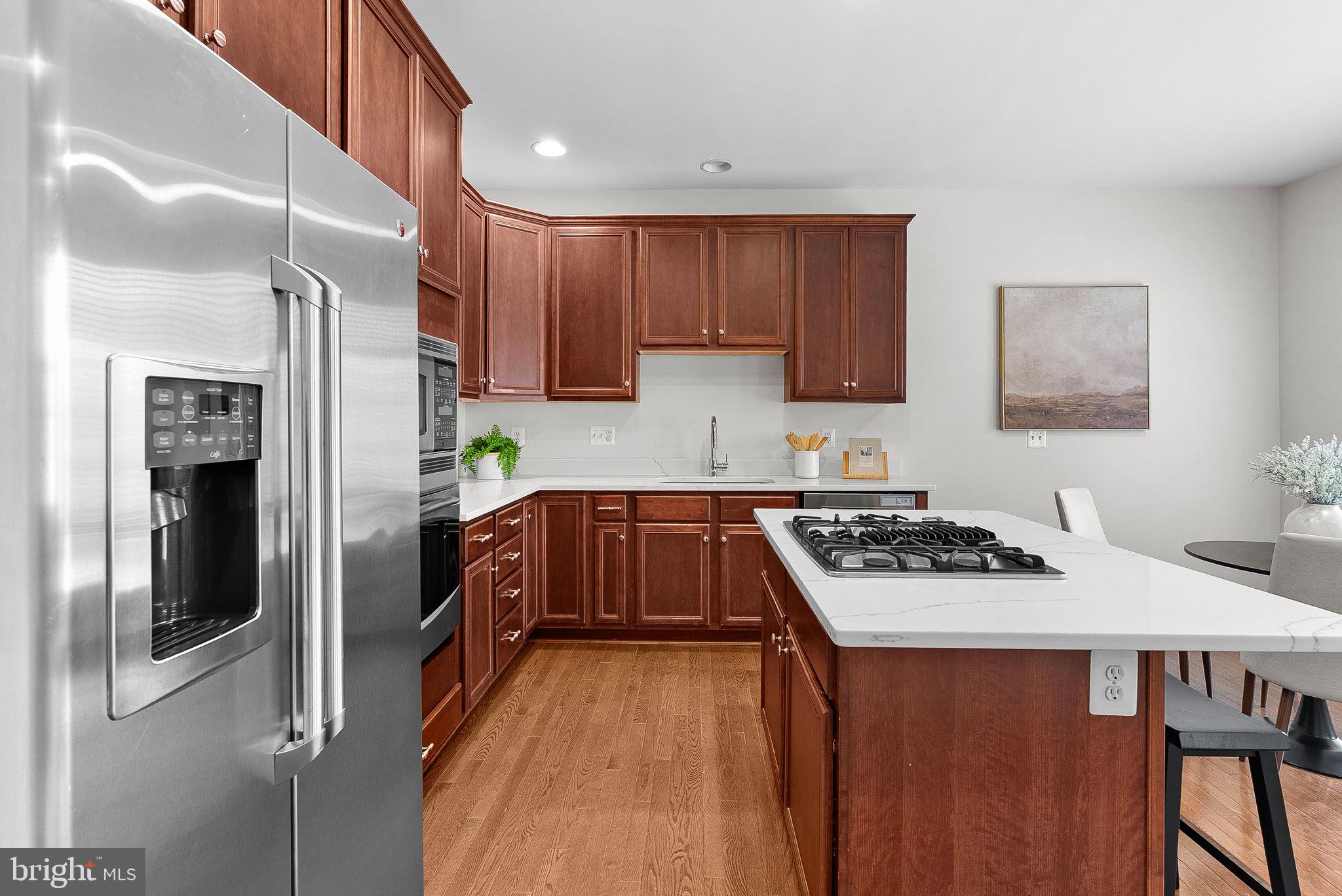 SOUTH RIDING - Residential