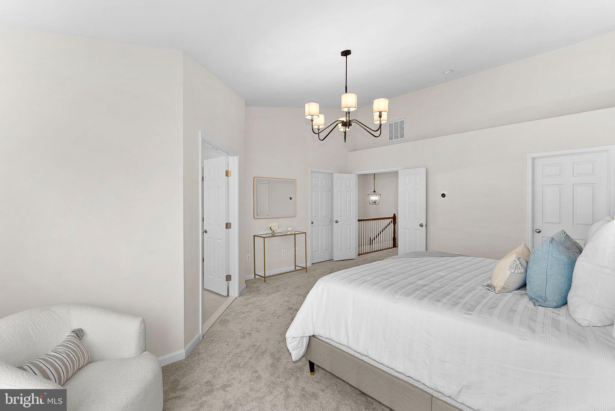 SOUTH RIDING - Residential