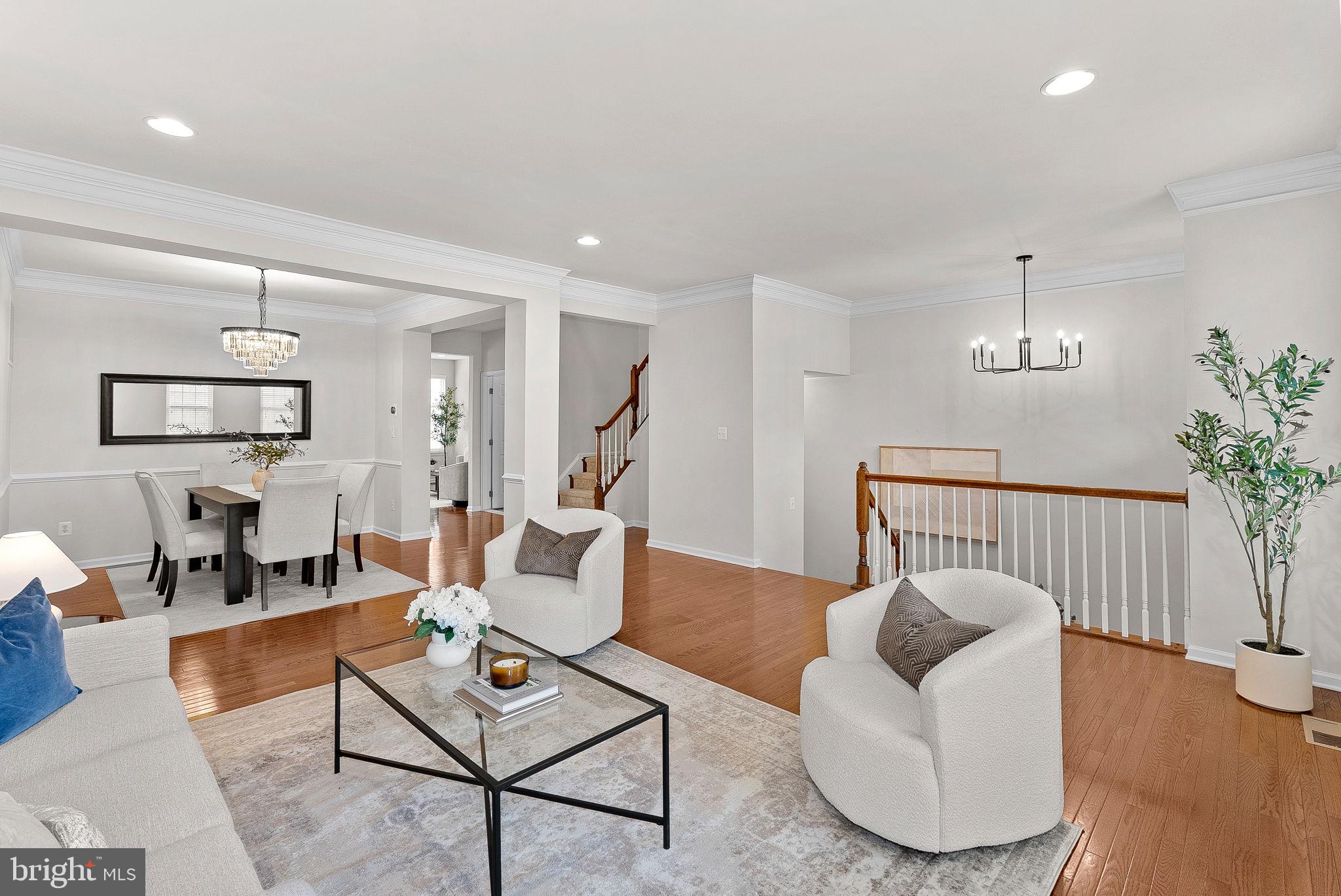 SOUTH RIDING - Residential