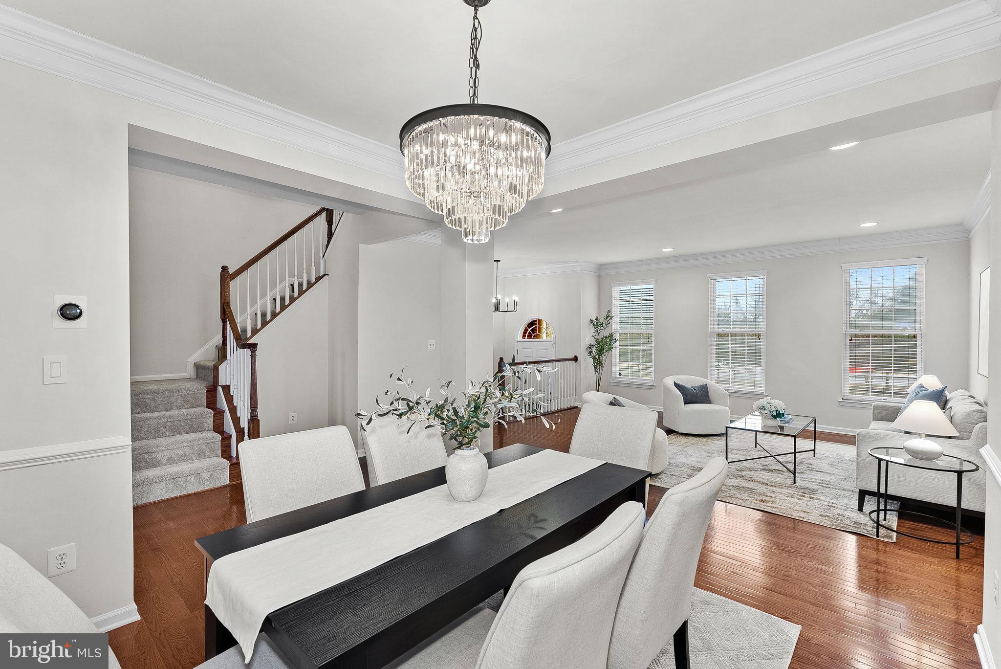 SOUTH RIDING - Residential