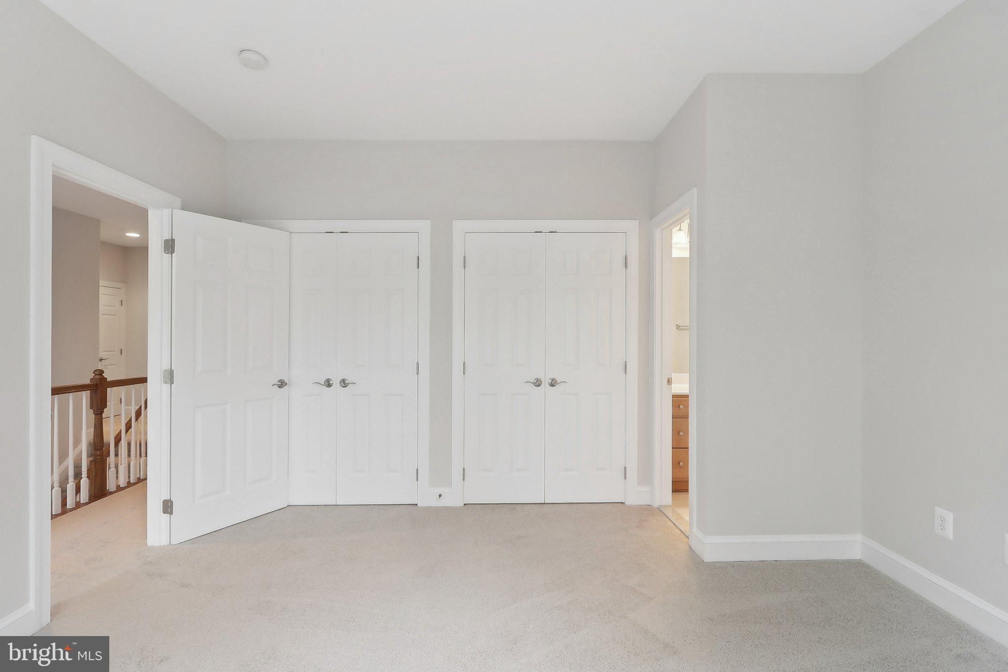 HAMILTON MEADOW - Residential