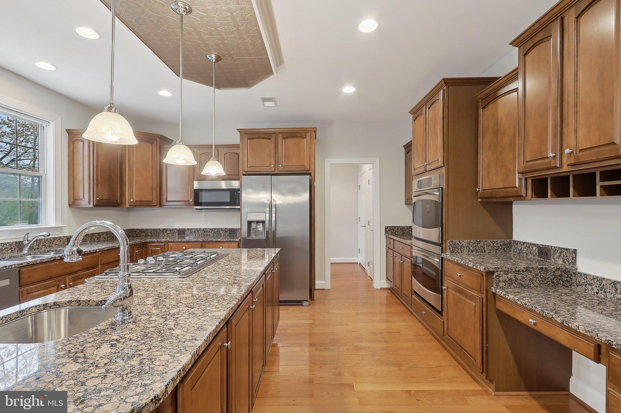 HAMILTON MEADOW - Residential